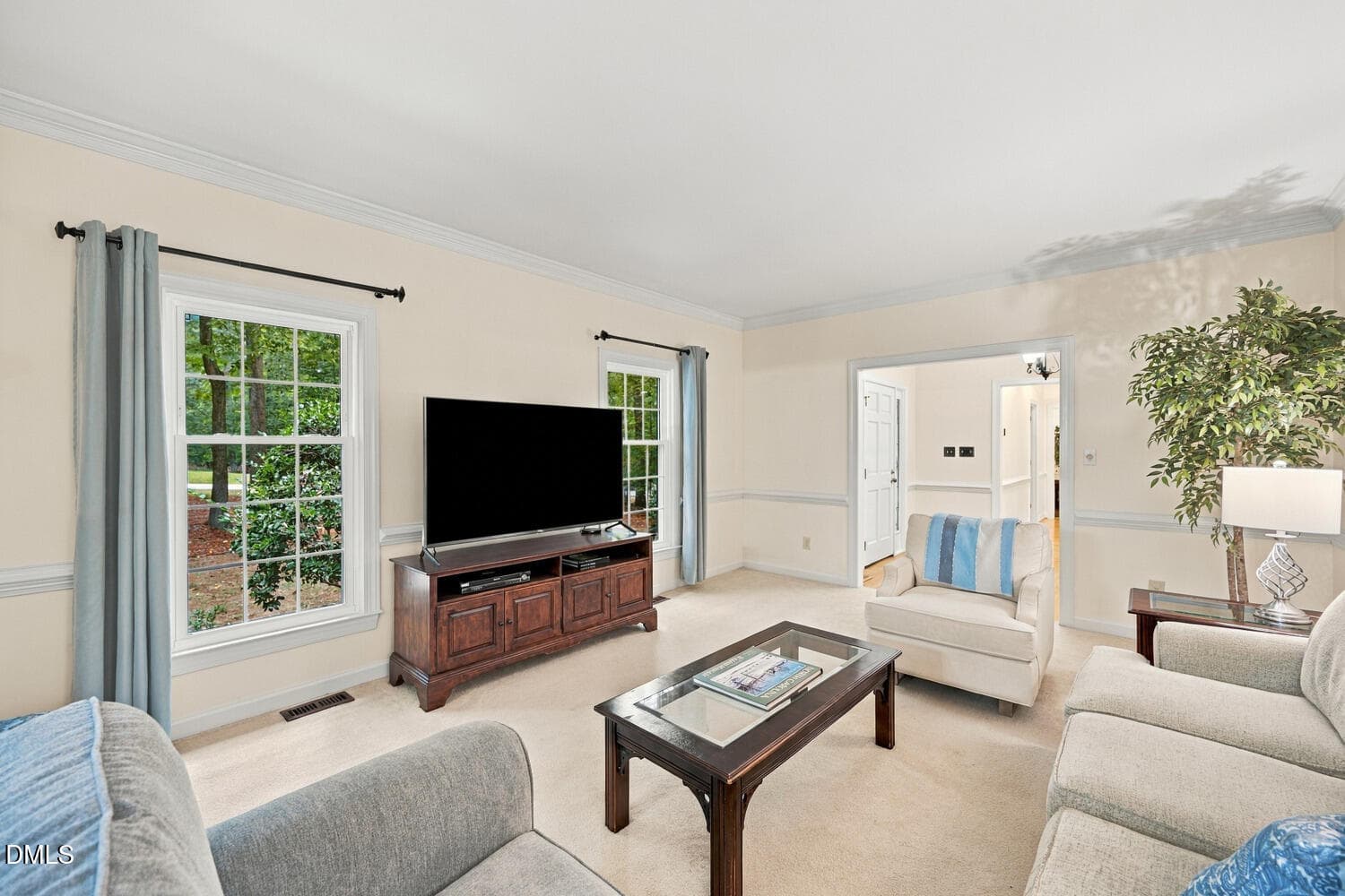 Family Room - 2213 Countrywood North Road N, Raleigh, NC 27615