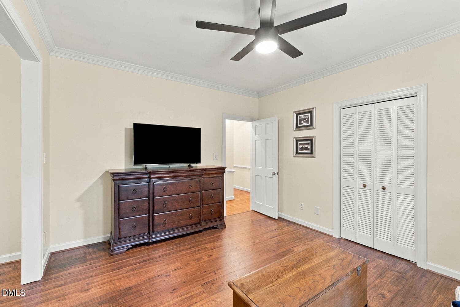 Primary Sitting Area - 2213 Countrywood North Road N, Raleigh, NC 27615