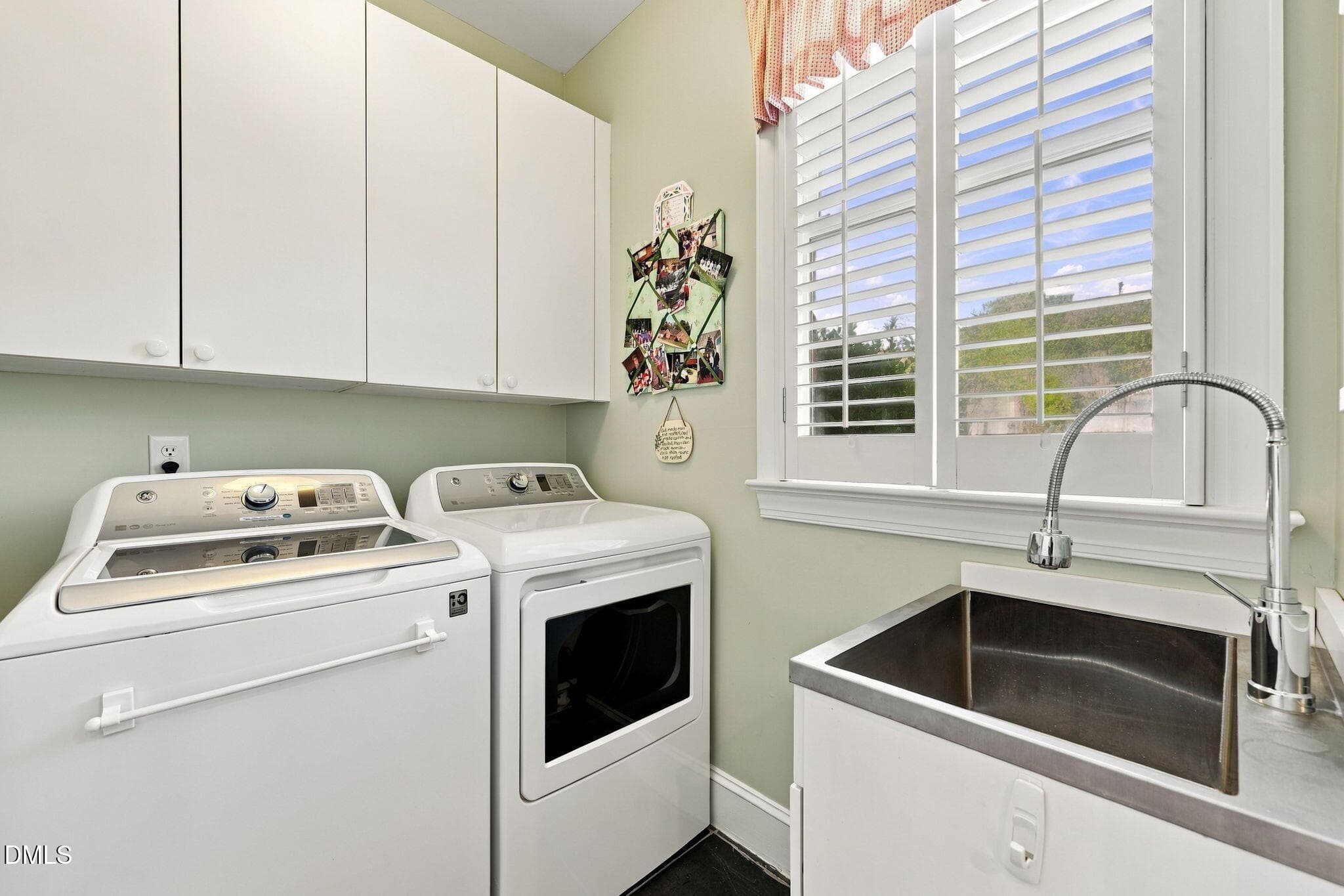 Laundry Room/Sink - 3361 Ridgecrest Court, Raleigh, NC 27607