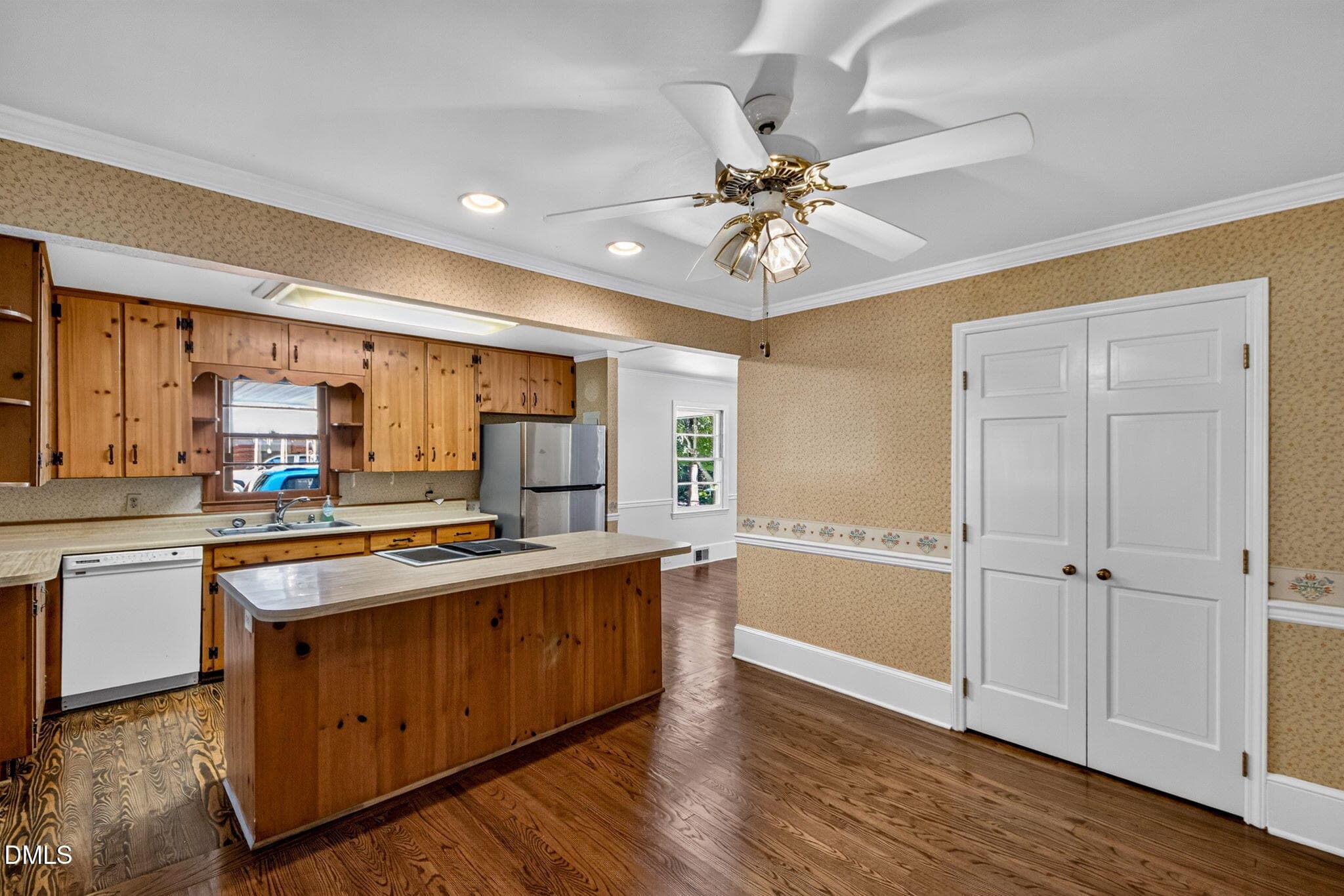 23-web-or-mls-346 Meredith St - 23 - 346 Meredith Street, Raleigh, NC 27606
