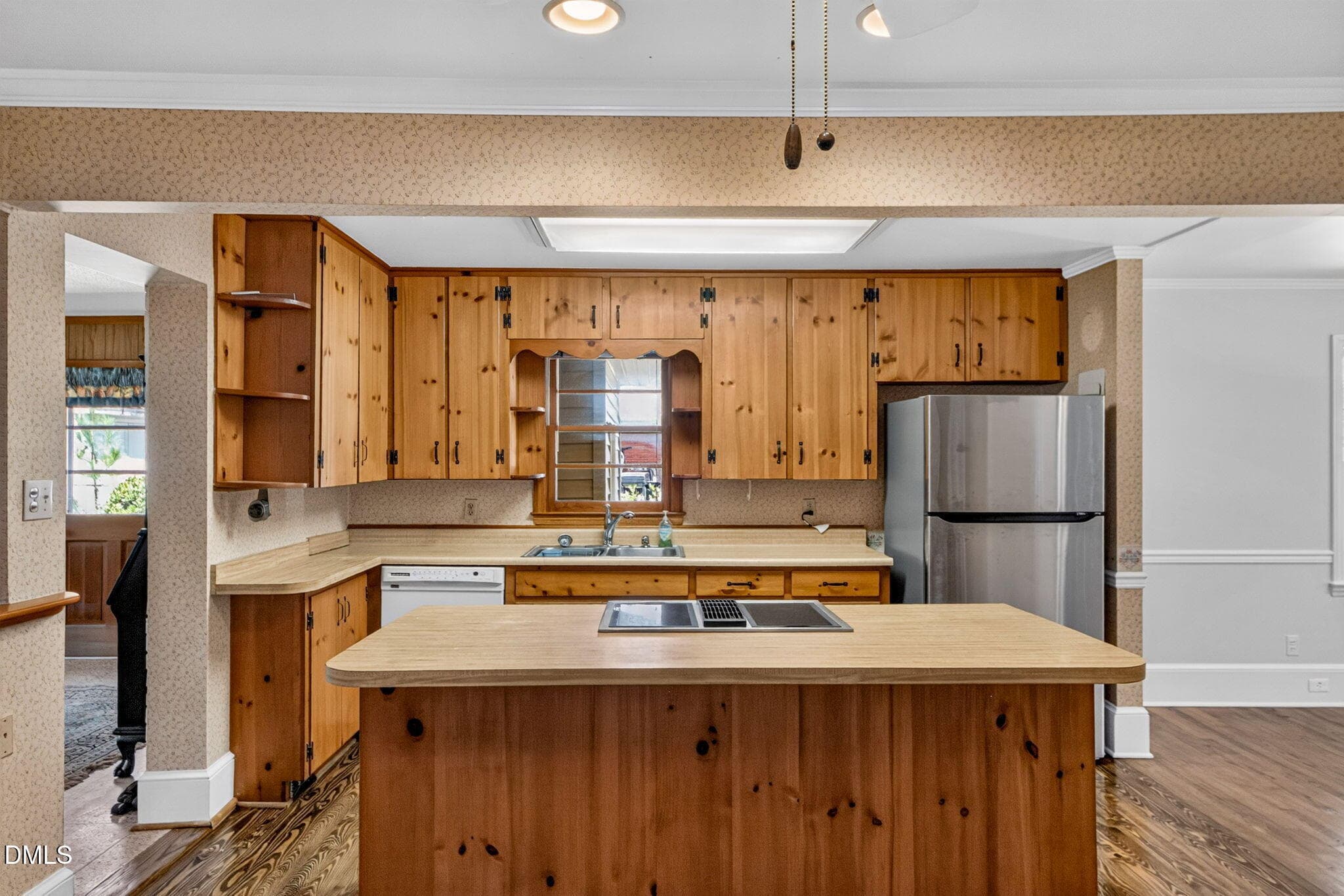 24-web-or-mls-346 Meredith St - 24 - 346 Meredith Street, Raleigh, NC 27606