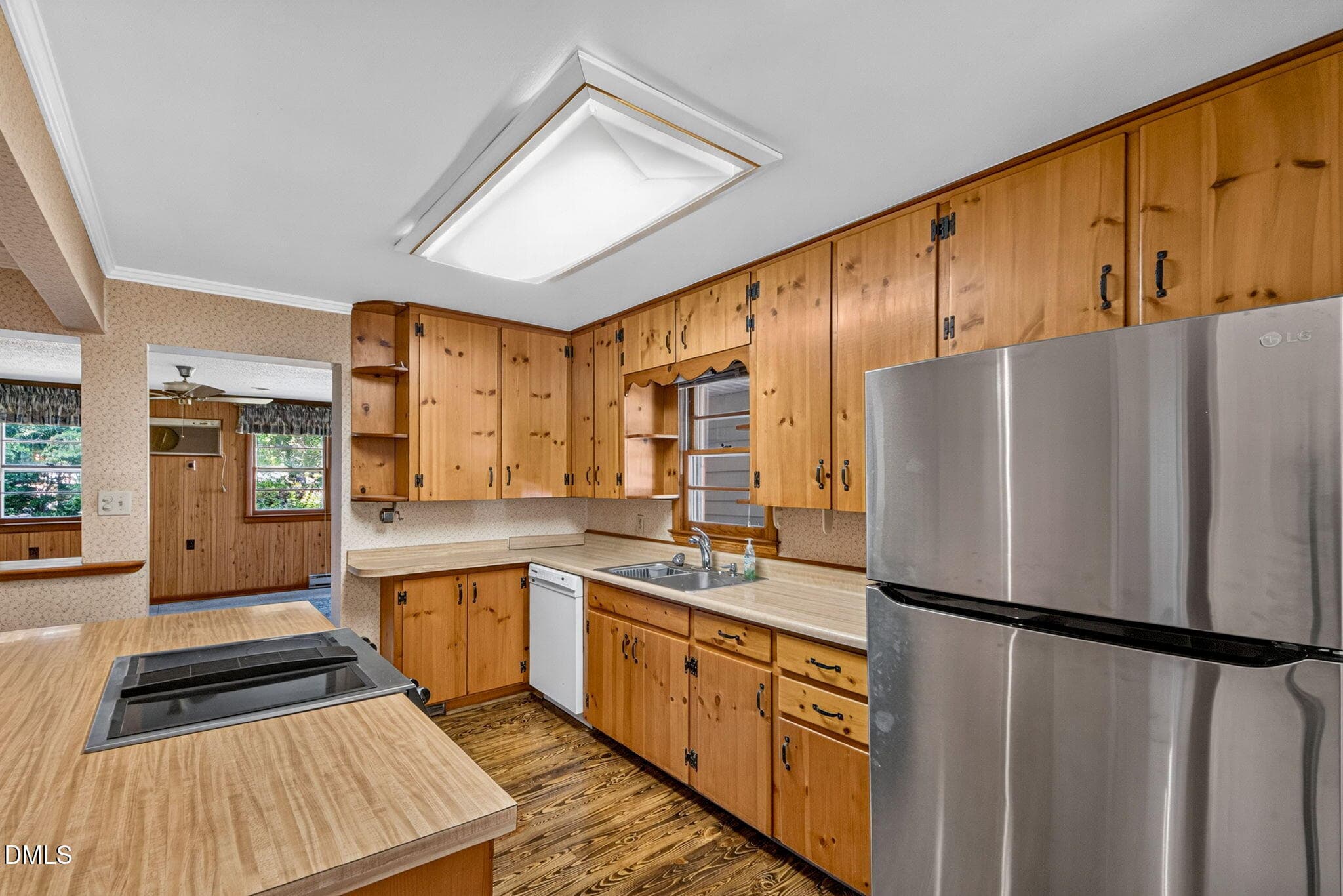 28-web-or-mls-346 Meredith St - 28 - 346 Meredith Street, Raleigh, NC 27606