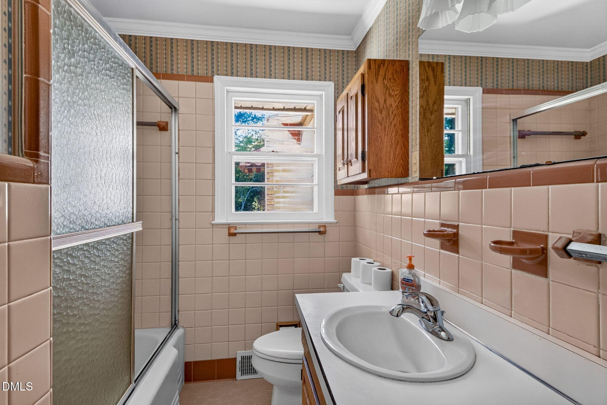 39-web-or-mls-346 Meredith St - 39 - 346 Meredith Street, Raleigh, NC 27606