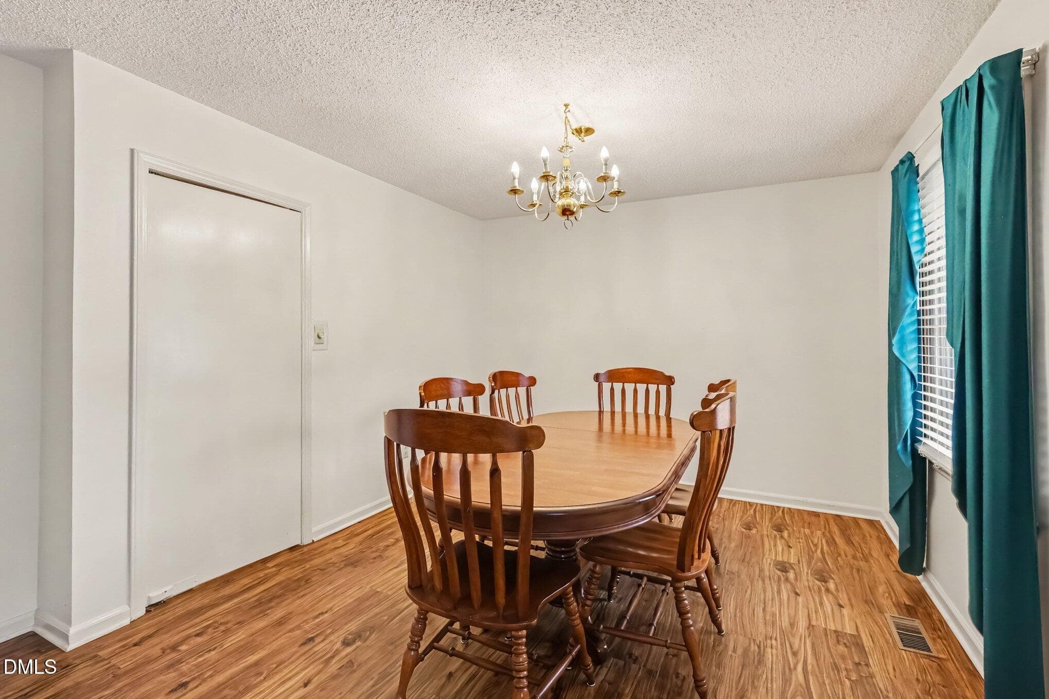 011_file_5868 - 1001 Parkwood Drive, Siler City, NC 27344, Siler City