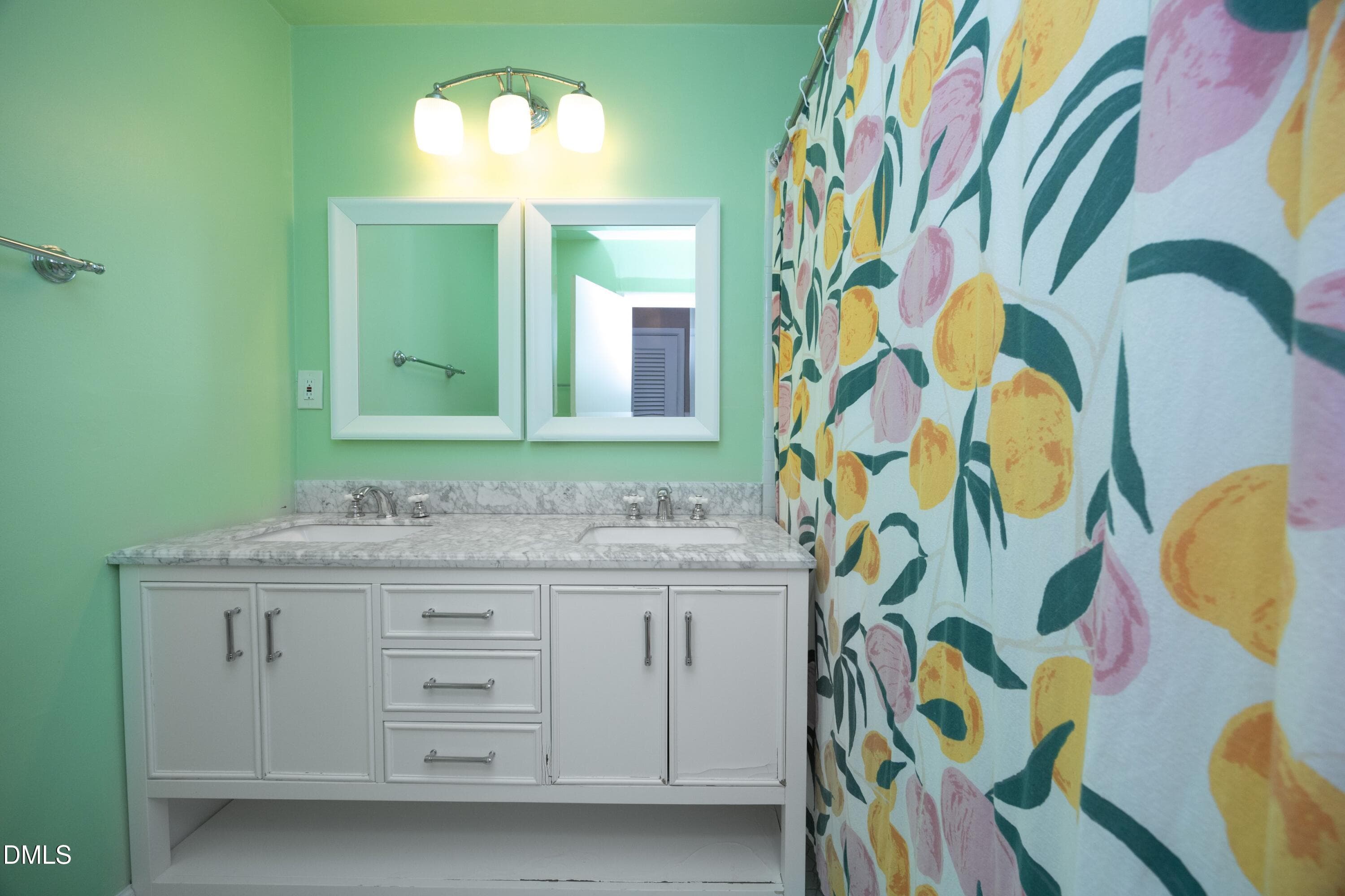 37FullBath - 3104 Dixon Road, Durham, NC 27707, Durham