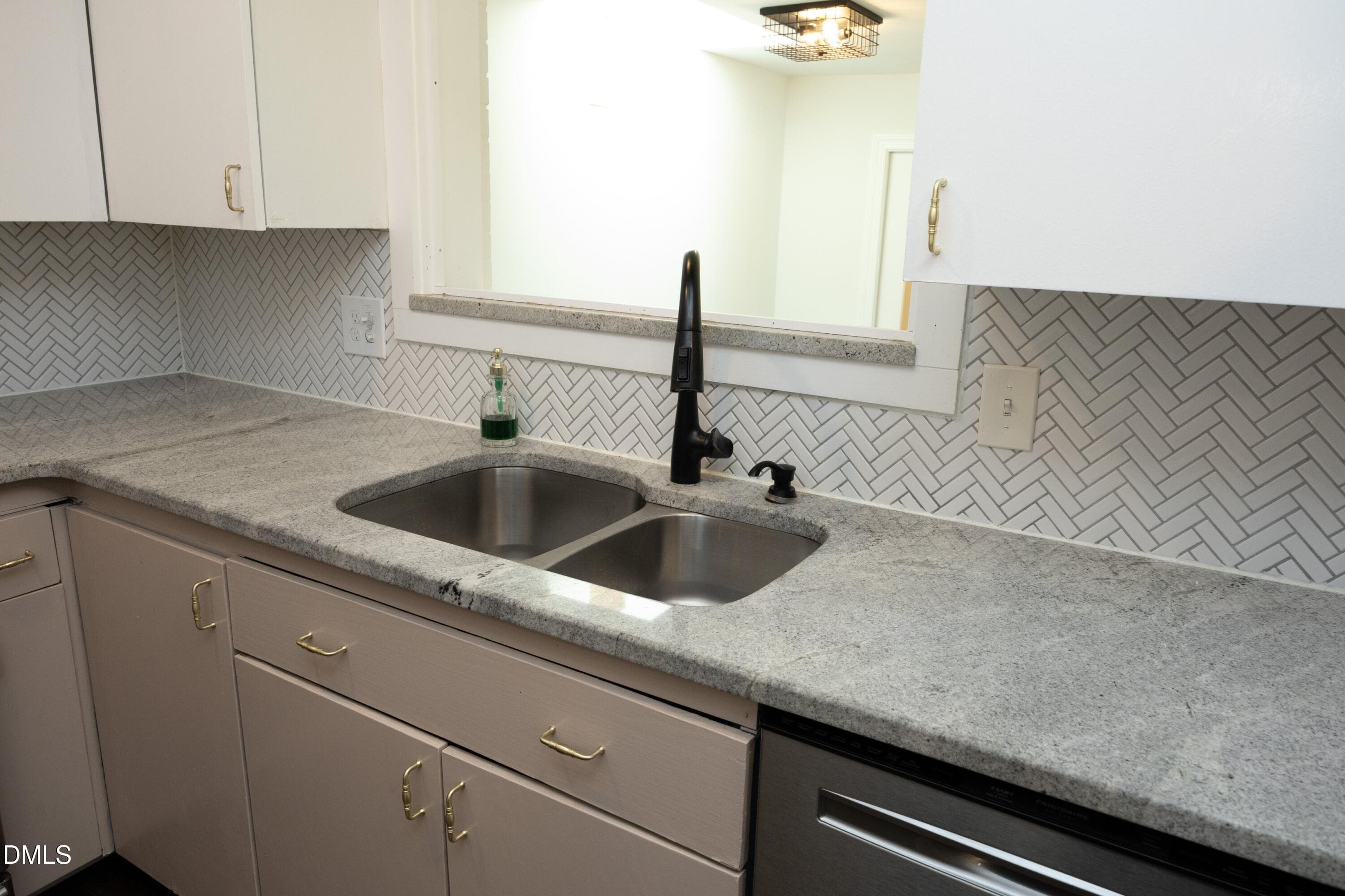 19Kitchen - 3104 Dixon Road, Durham, NC 27707, Durham