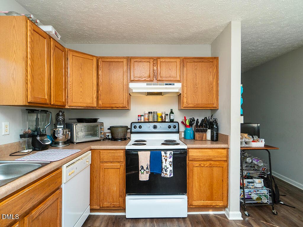 24 624_SWilliamsonAve Kitchen3_MLS - 622-624 S Williamson Avenue, Elon, NC 27244, Elon