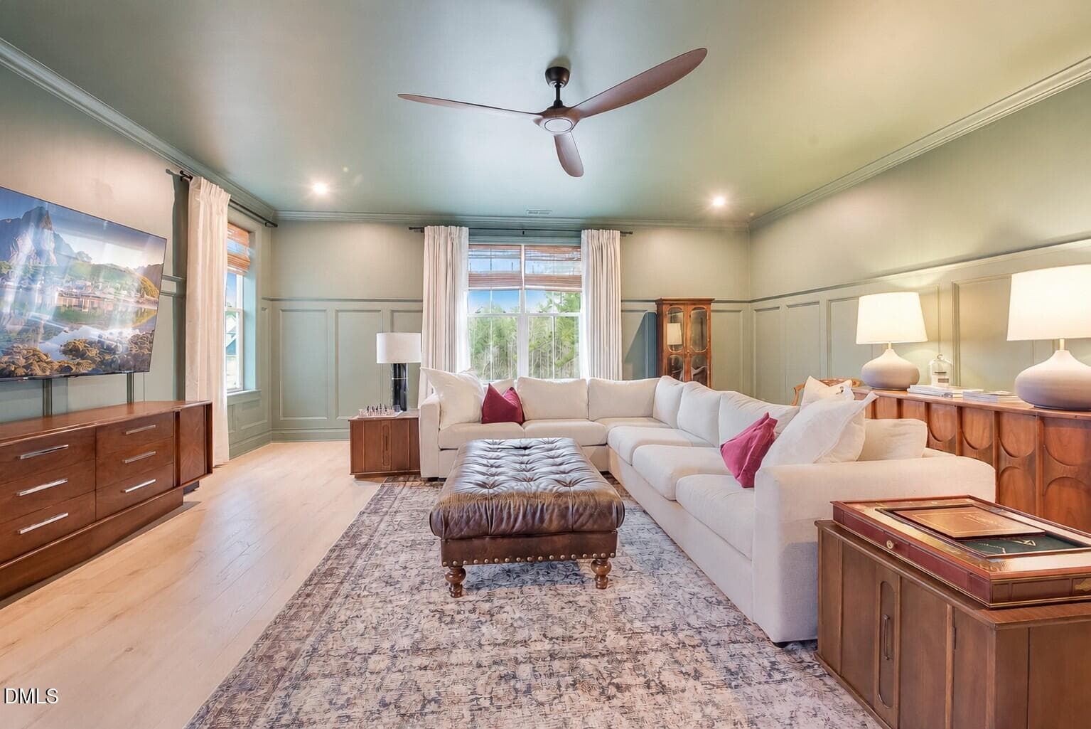 Clean sage living room - 220 Wendover Parkway, Pittsboro, NC 27312, Pittsboro