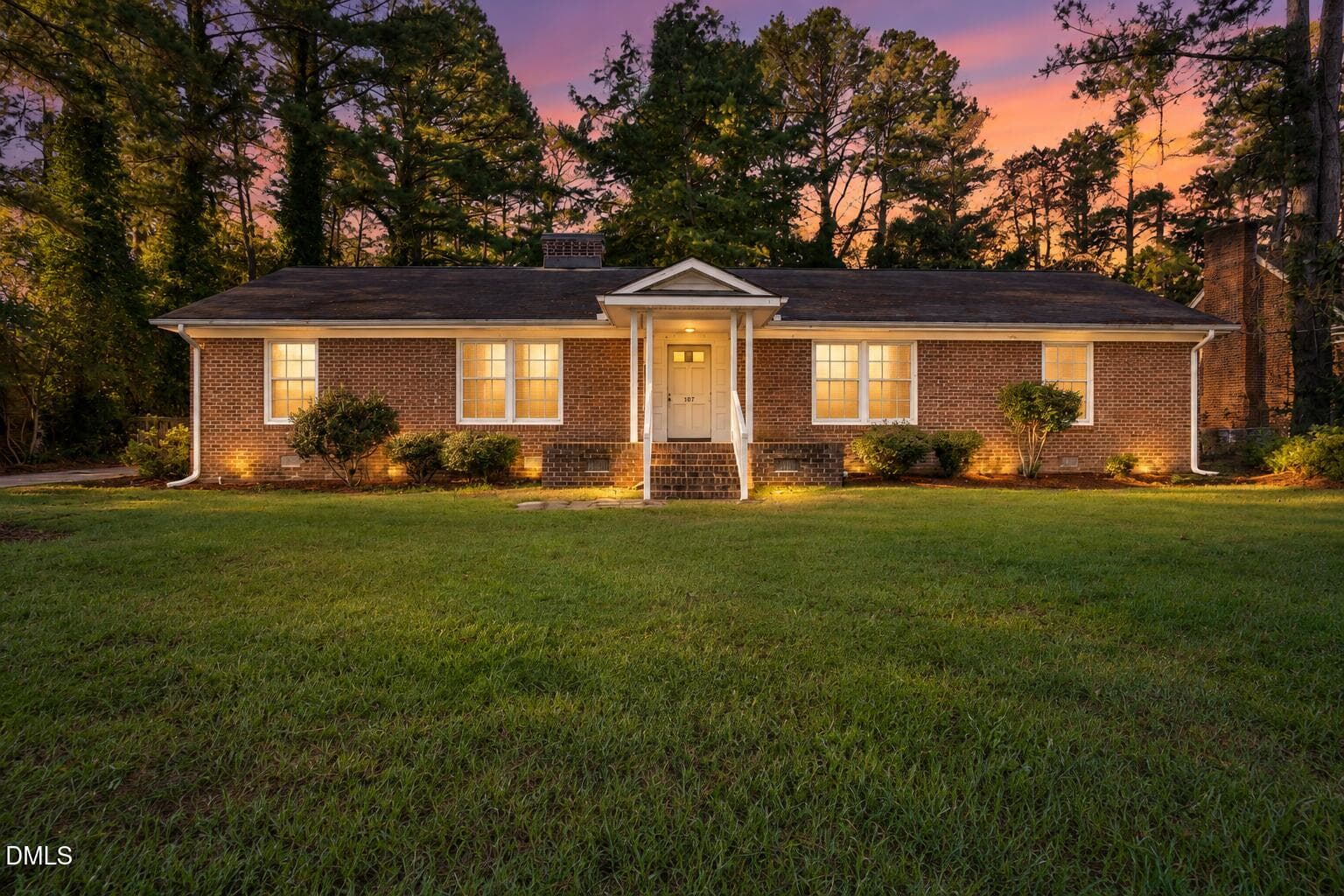 1707 Roxbury Drive N, Wilson, NC 27893