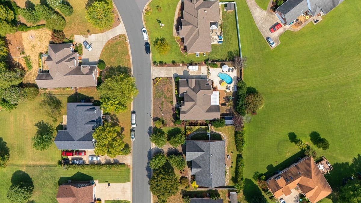 DJI_20260918122956_0098_D.jpg - 3221 Brookstone Drive, Burlington, NC 27215