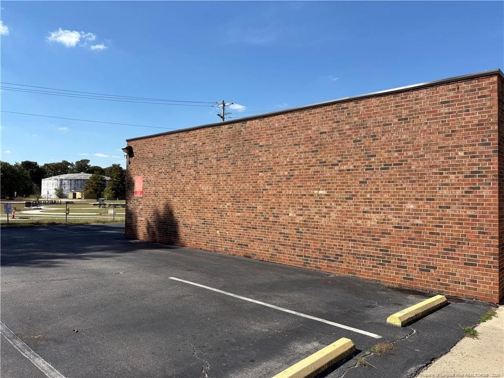 Photo 9 - 613 N Elm Street N, Lumberton, NC 28358