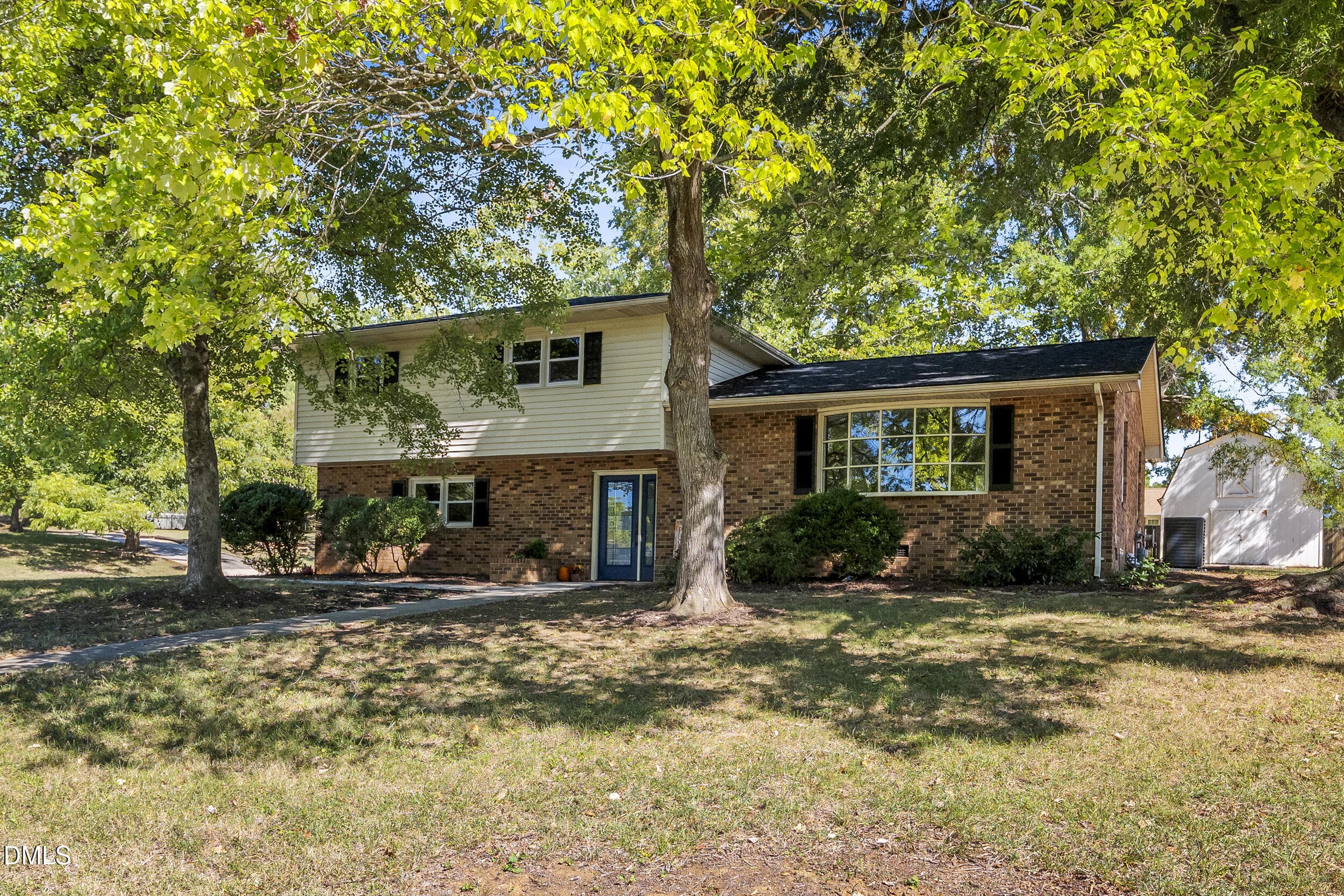 1602 Broadway Drive, Graham, NC 27253
