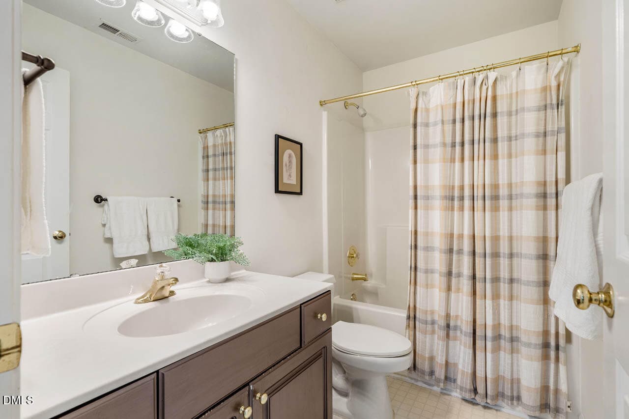 202CobbleRidgeDr-036 - 202 Cobble Ridge Drive, Chapel Hill, NC 27516