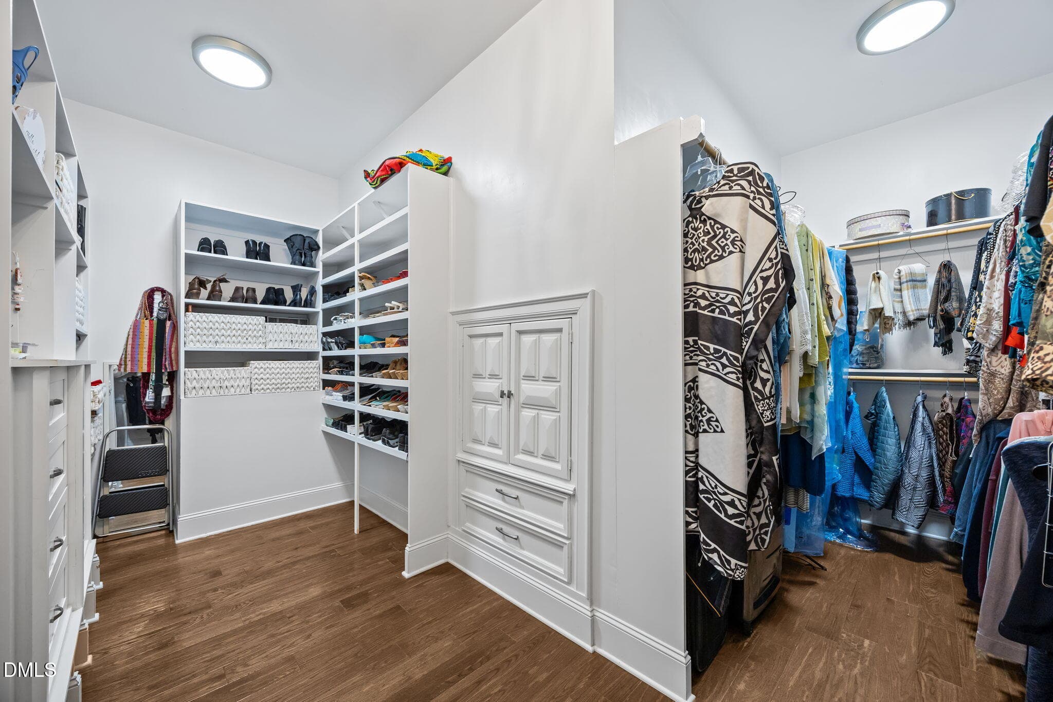 Walk In Closet - 352 Rolling Meadows Lane, Chapel Hill, NC 27517, Chapel Hill