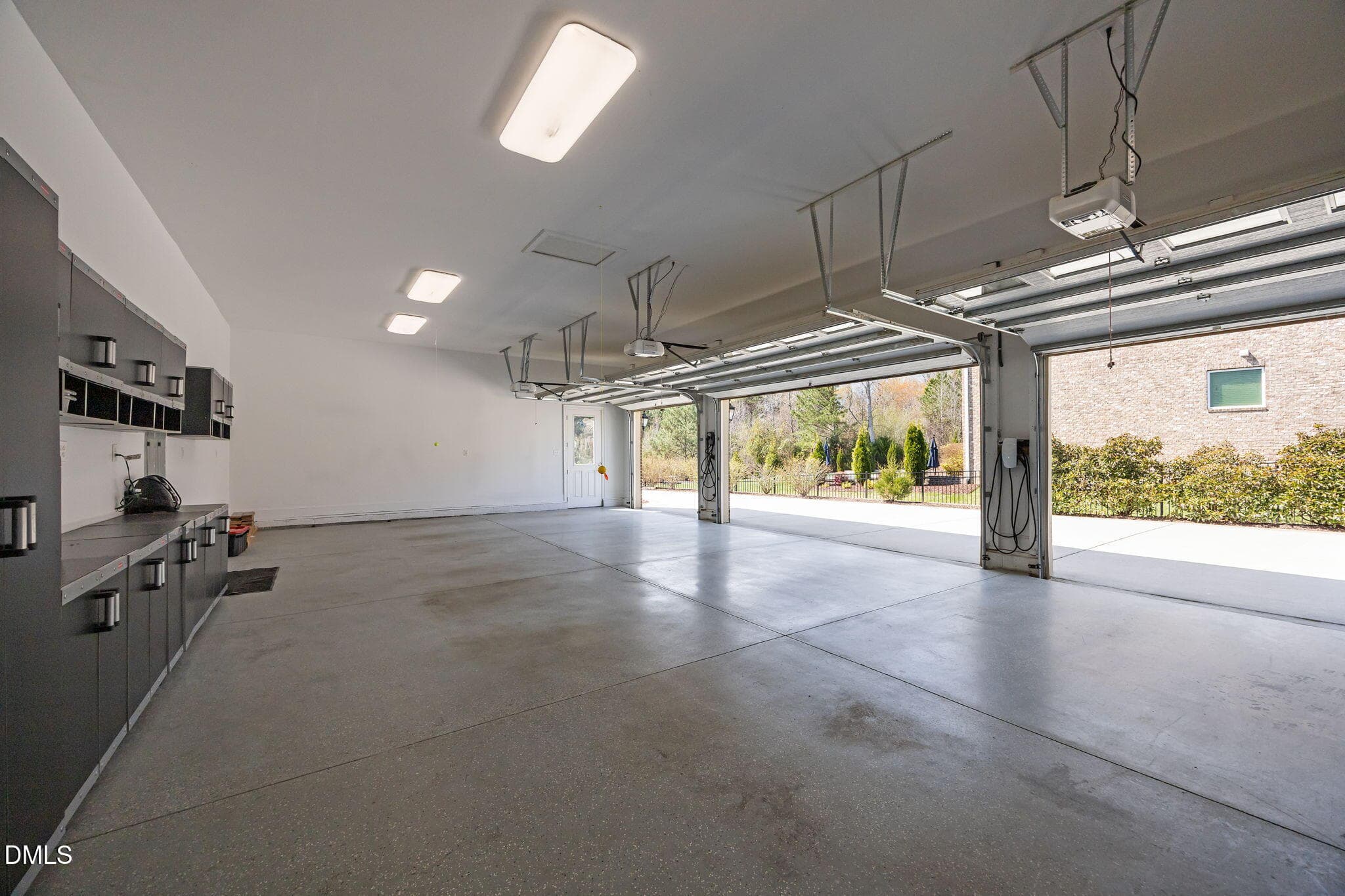 Garage - 352 Rolling Meadows Lane, Chapel Hill, NC 27517, Chapel Hill