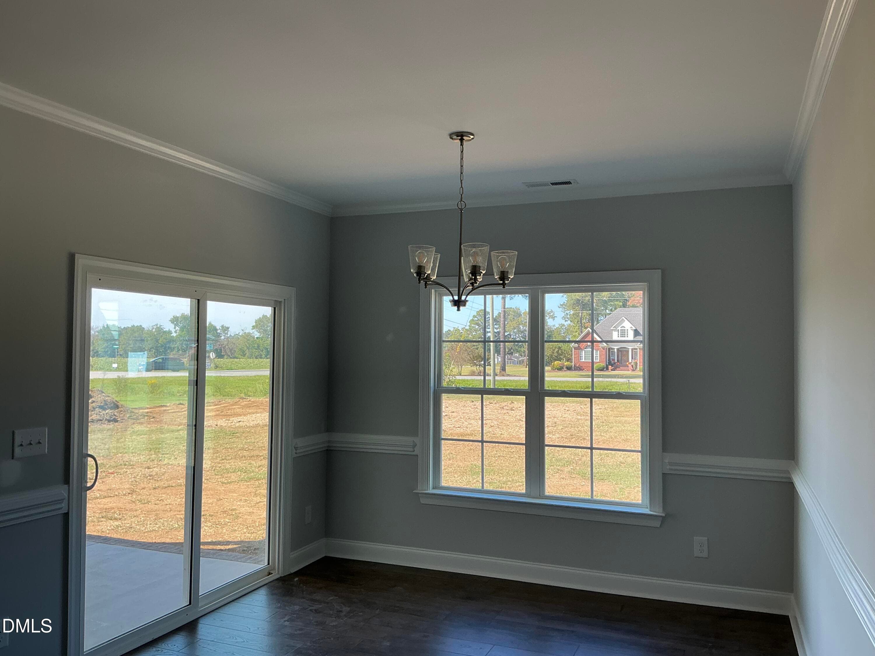 IMG_1871 - 1027 N Lincoln Street, Benson, NC 27504