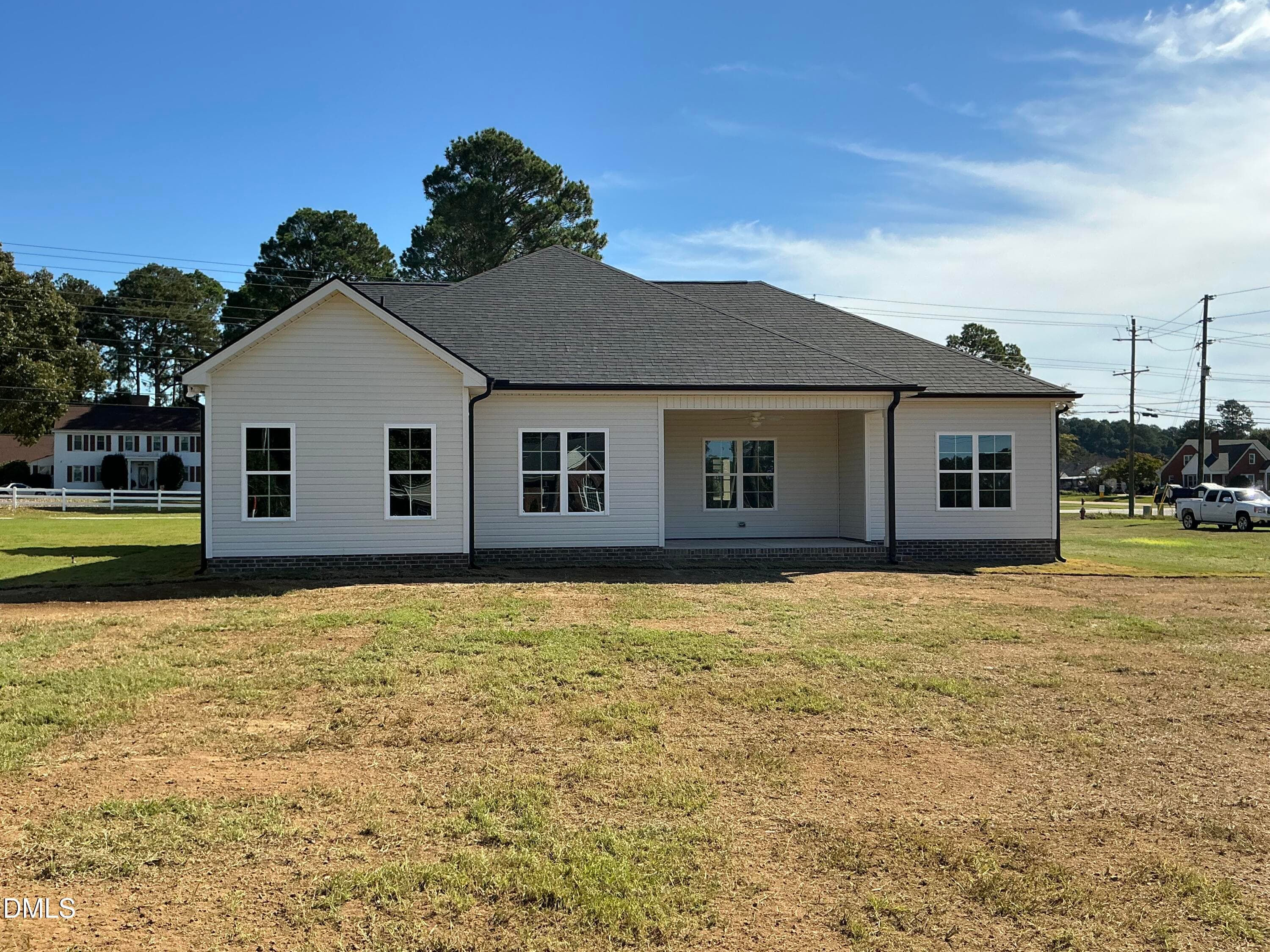 IMG_1894 - 1027 N Lincoln Street, Benson, NC 27504