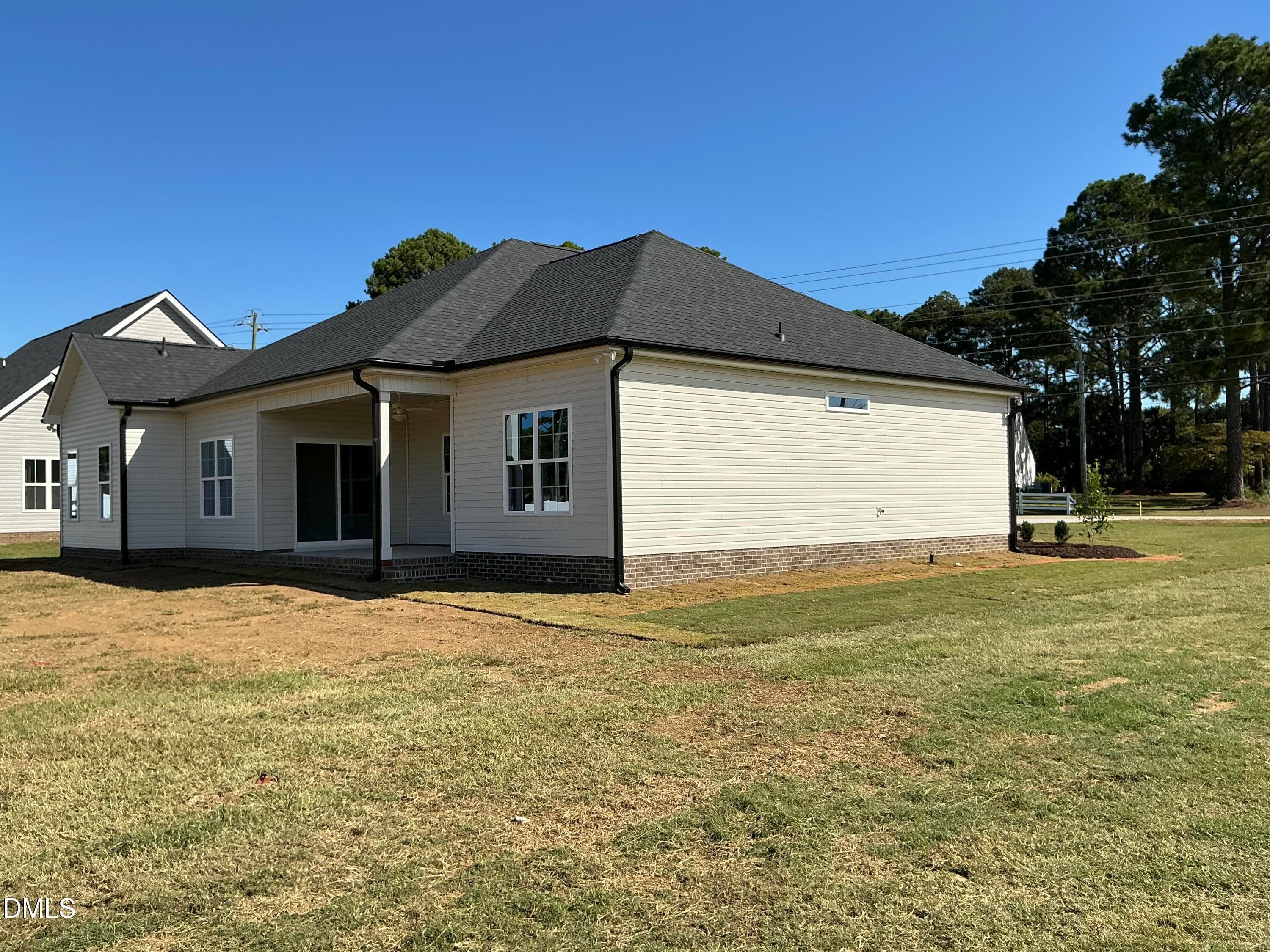 IMG_1895 - 1027 N Lincoln Street, Benson, NC 27504