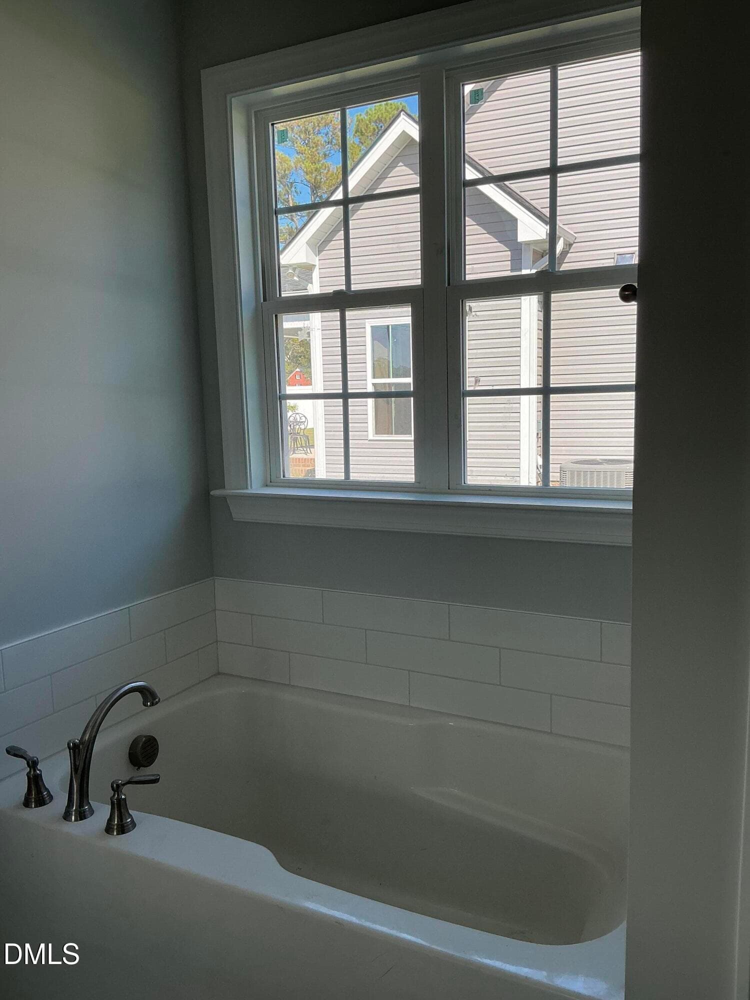 IMG_1877 - 1027 N Lincoln Street, Benson, NC 27504