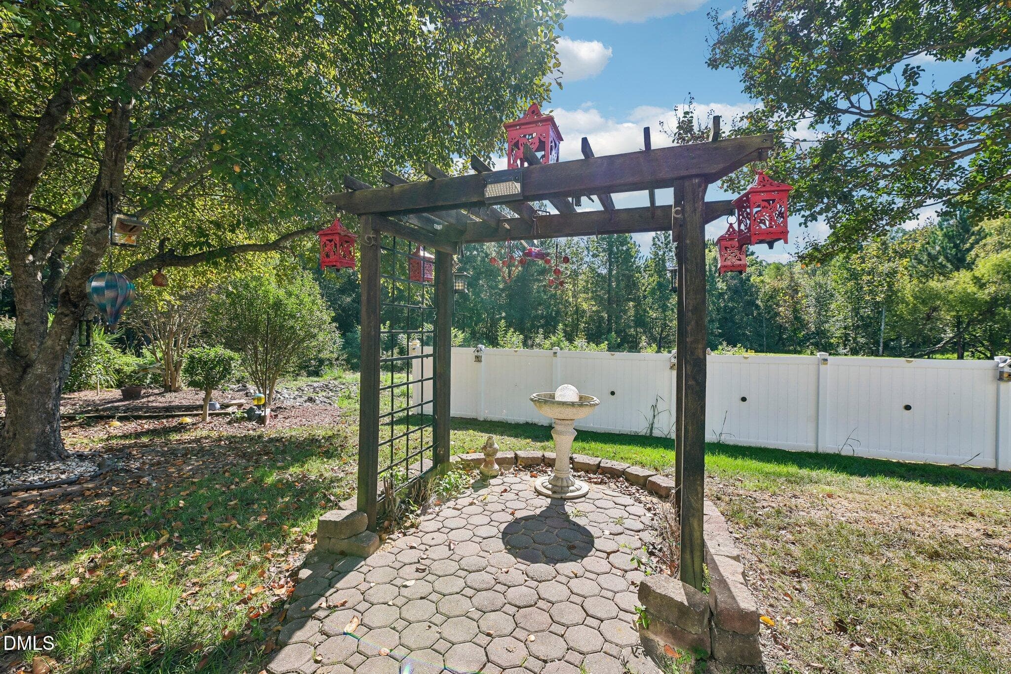 34-web-or-mls-Saratoga Dr-S0910-034 - 858 Saratoga Drive, Durham, NC 27704, Durham