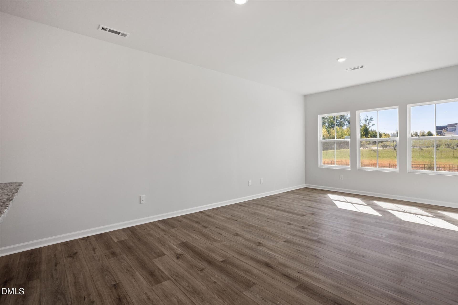 FMWeb08 - 112 Wood Aster Way 306, Garner, NC 27529