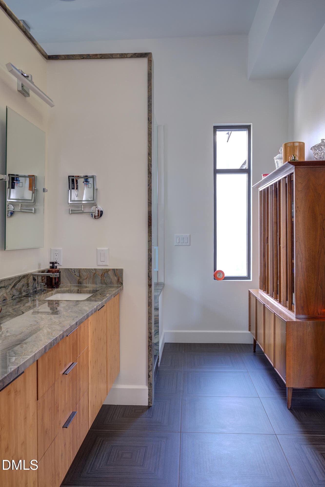 8L4A1890_1_2_web - 707 Chamberlain Street, Raleigh, NC 27607, Raleigh