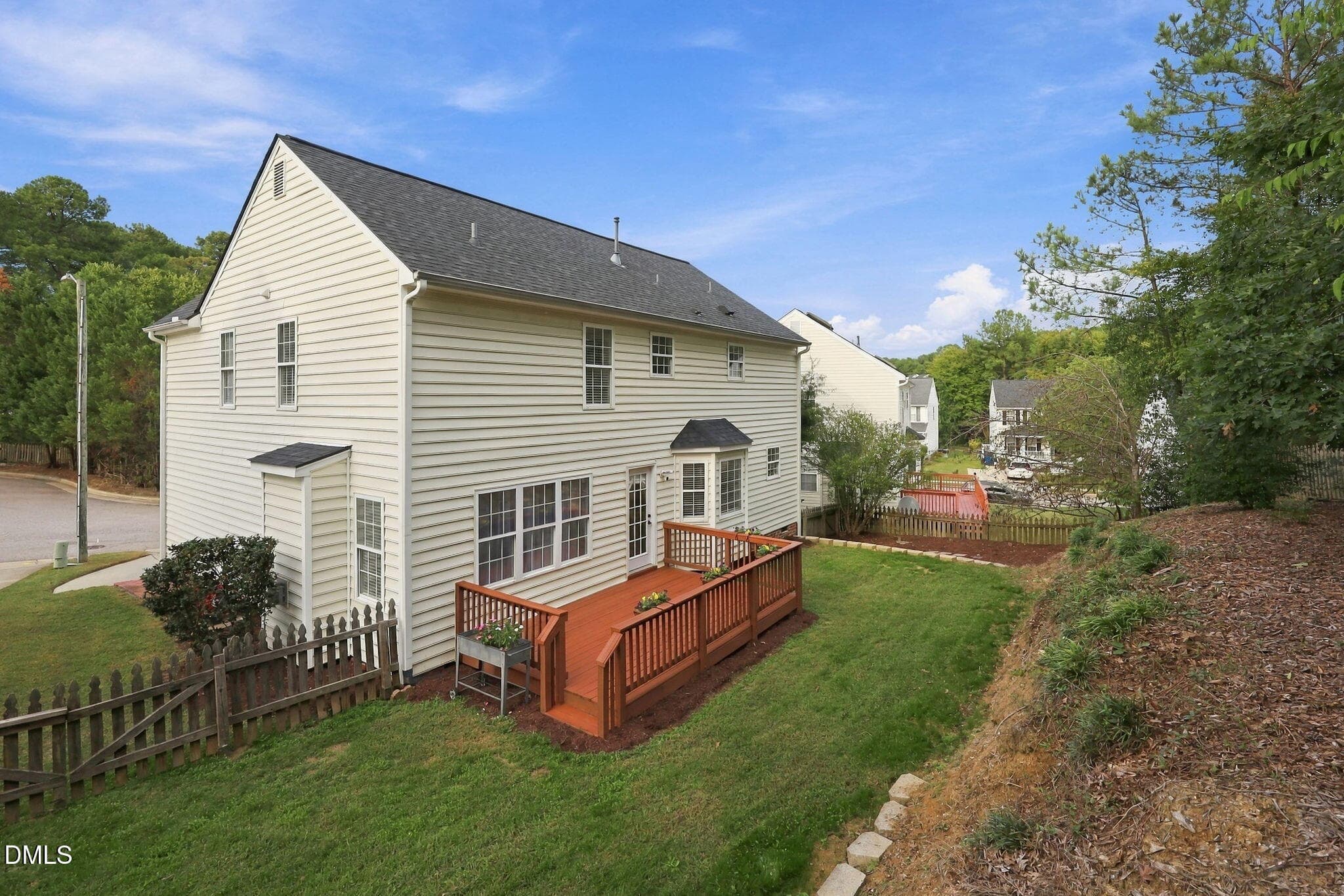 21-web-or-mls-IMG_0259 - 9305 Tewkesbury Court, Raleigh, NC 27615, Raleigh