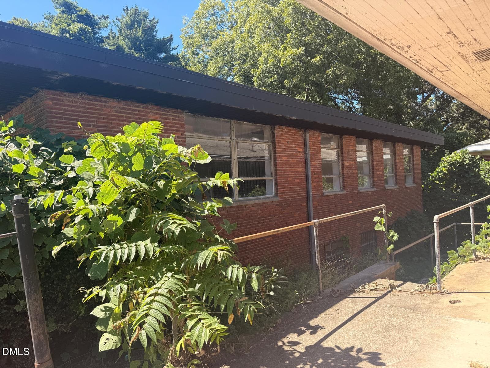 Side of Structure - 508 S Chestnut Street, Henderson, NC 27536