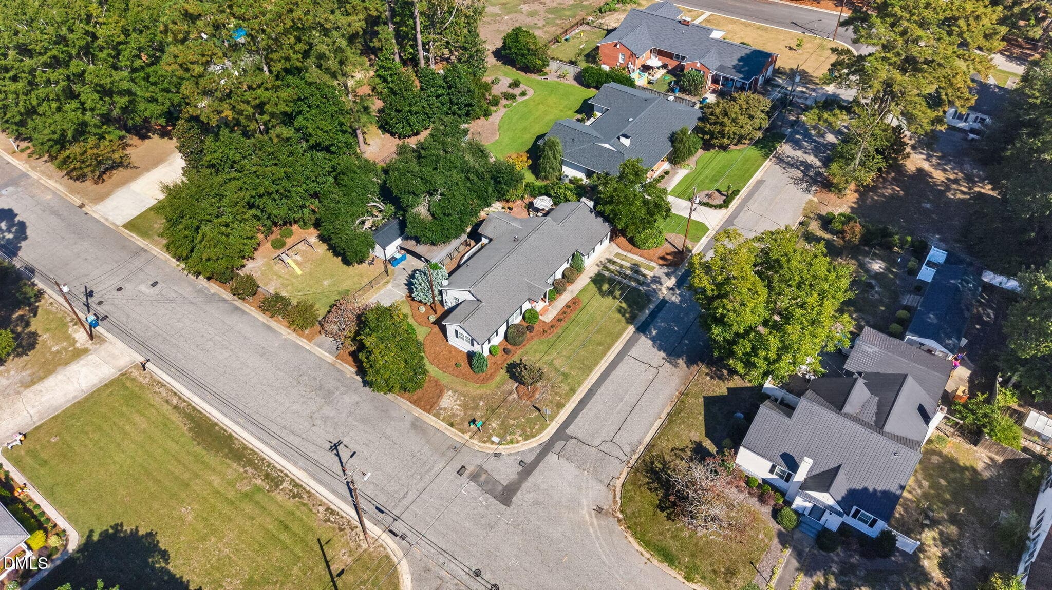 51-web-or-mls-DJI_20261008114820_0002_D - 410 S General Lee Avenue, Dunn, NC 28334, Dunn