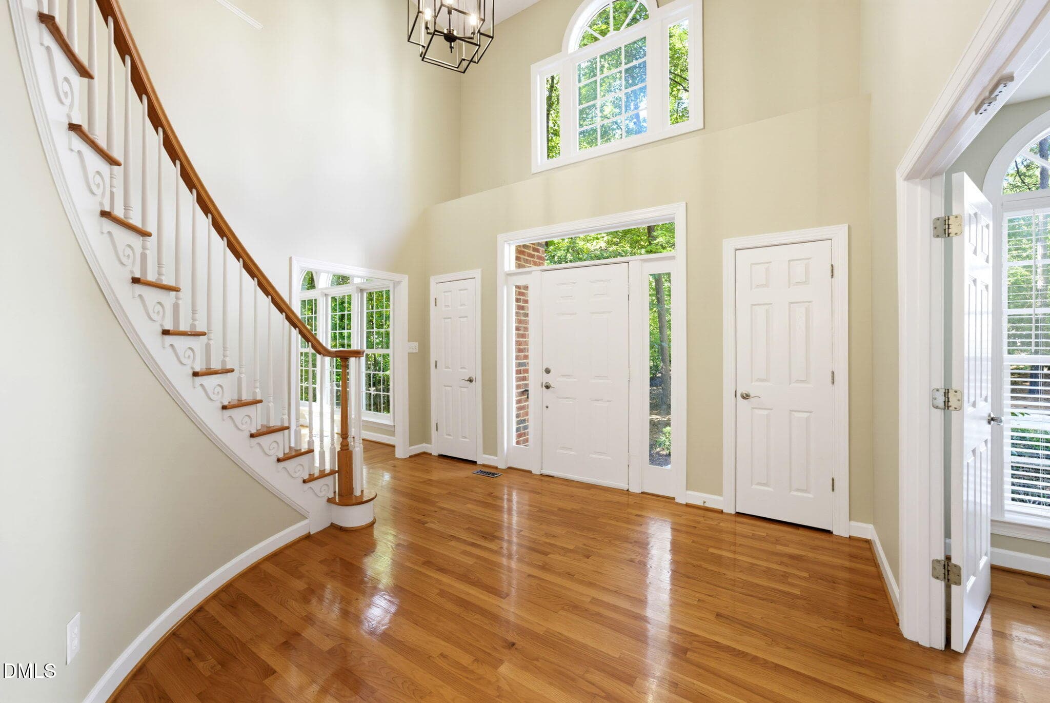3-web-or-mls-untitled-2 (2) - 204 Woodleaf Drive, Chapel Hill, NC 27516, Chapel Hill