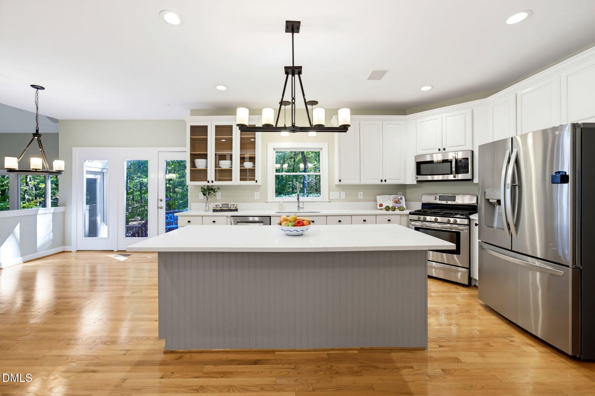 8-web-or-mls-untitled-6 (2) - 204 Woodleaf Drive, Chapel Hill, NC 27516, Chapel Hill