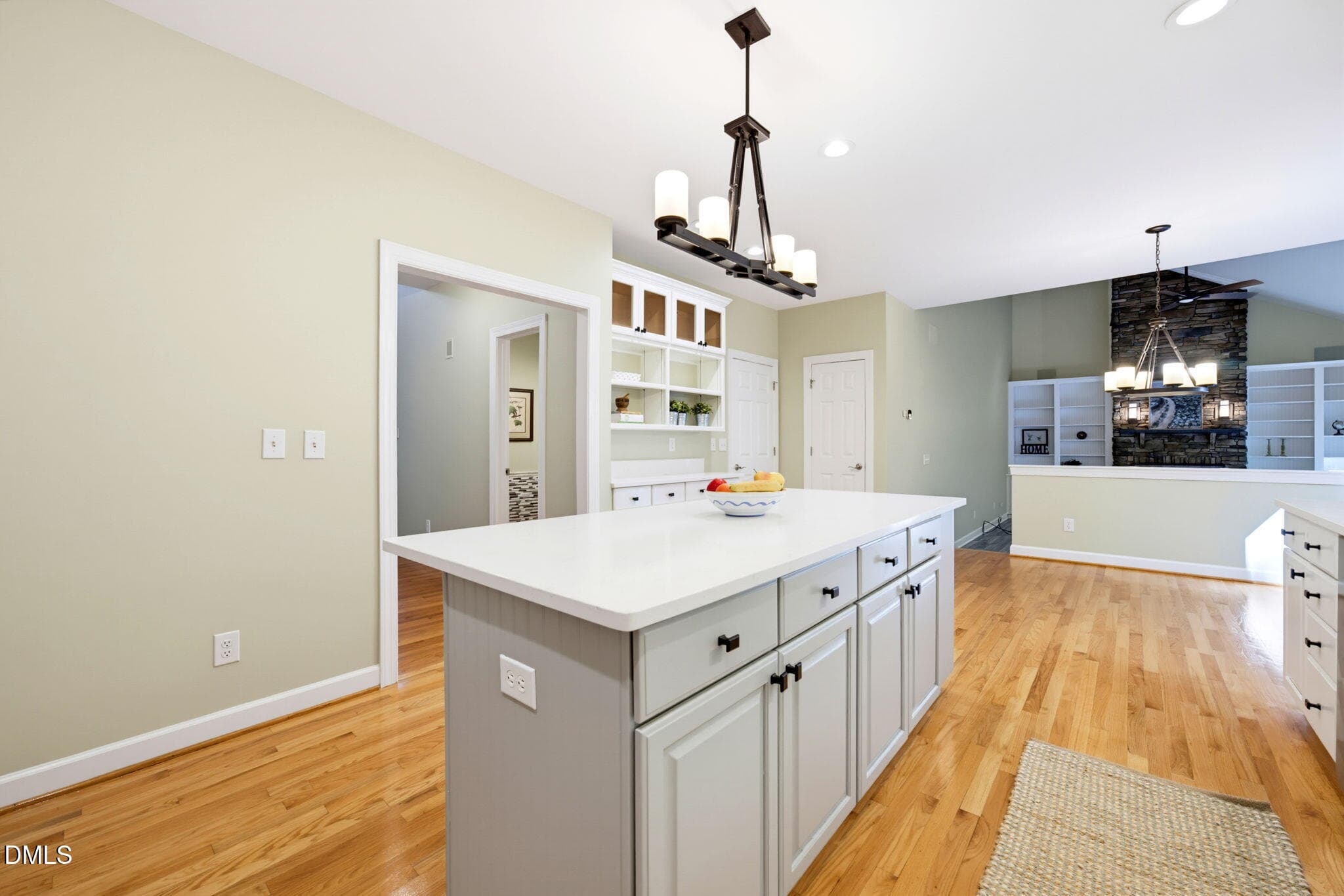 10-web-or-mls-untitled-8 (2) - 204 Woodleaf Drive, Chapel Hill, NC 27516, Chapel Hill