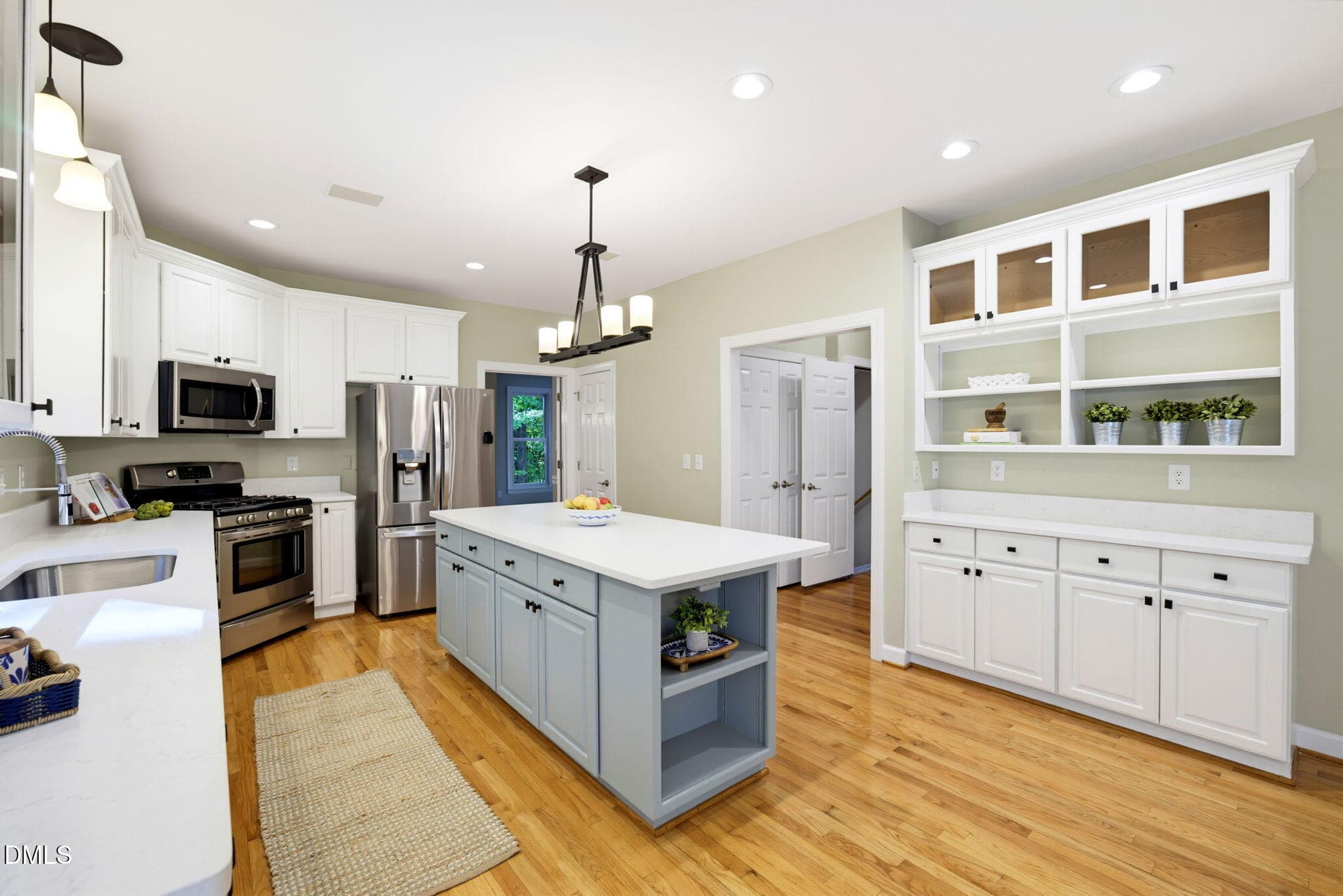 13-web-or-mls-untitled-11 (2) - 204 Woodleaf Drive, Chapel Hill, NC 27516, Chapel Hill