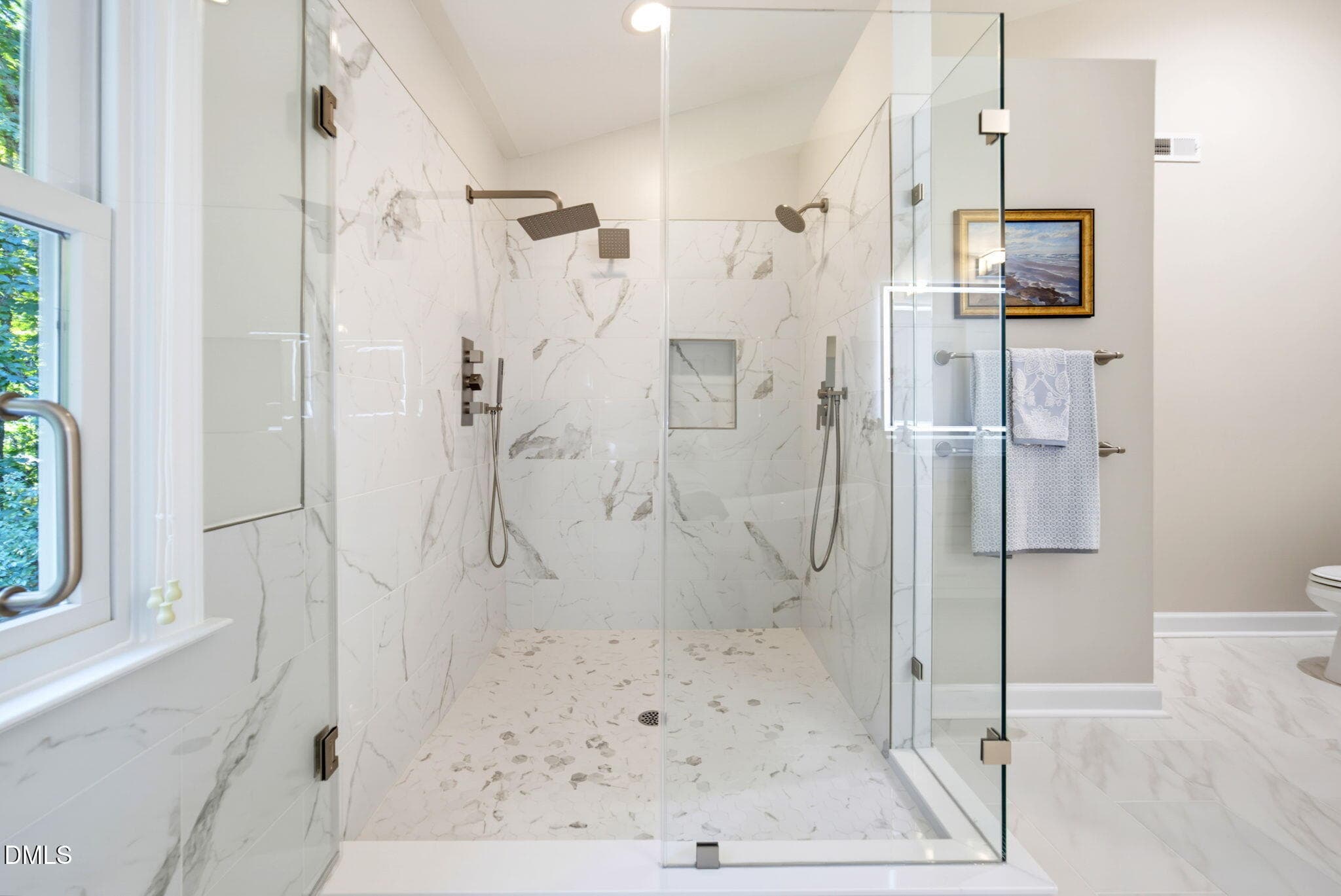 36-web-or-mls-untitled-48 - 204 Woodleaf Drive, Chapel Hill, NC 27516, Chapel Hill