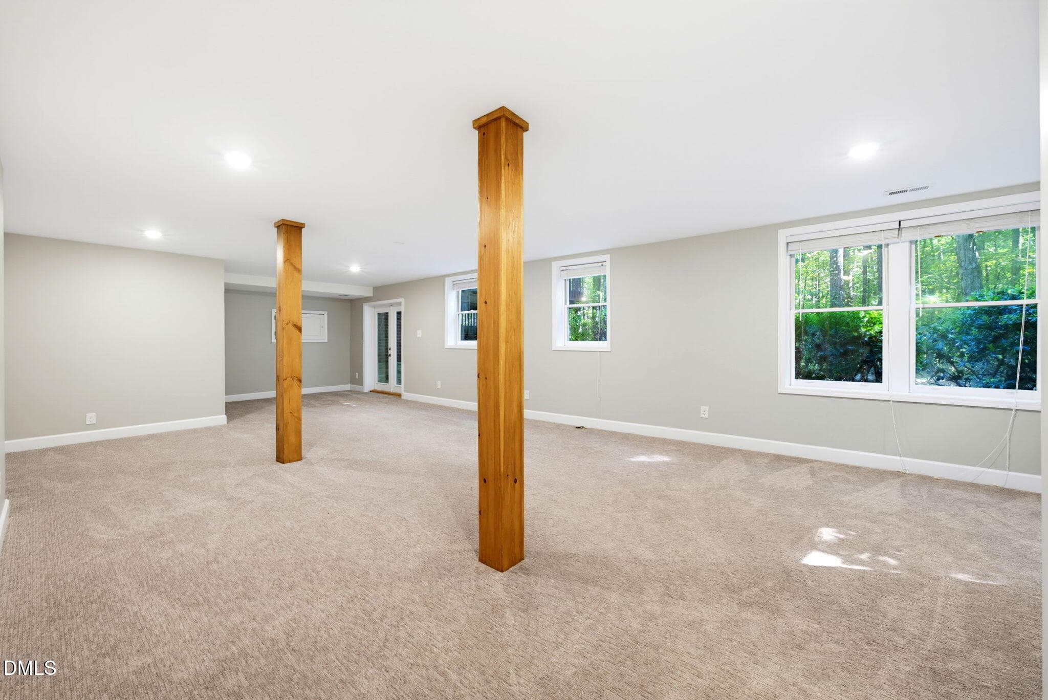 45-web-or-mls-untitled-28 - 204 Woodleaf Drive, Chapel Hill, NC 27516, Chapel Hill