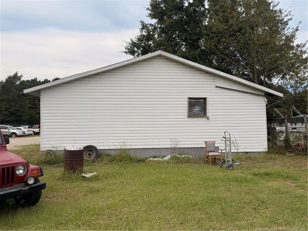 Photo 9 - 12820 Nc Hwy 71 Highway, Red Springs, NC 28377