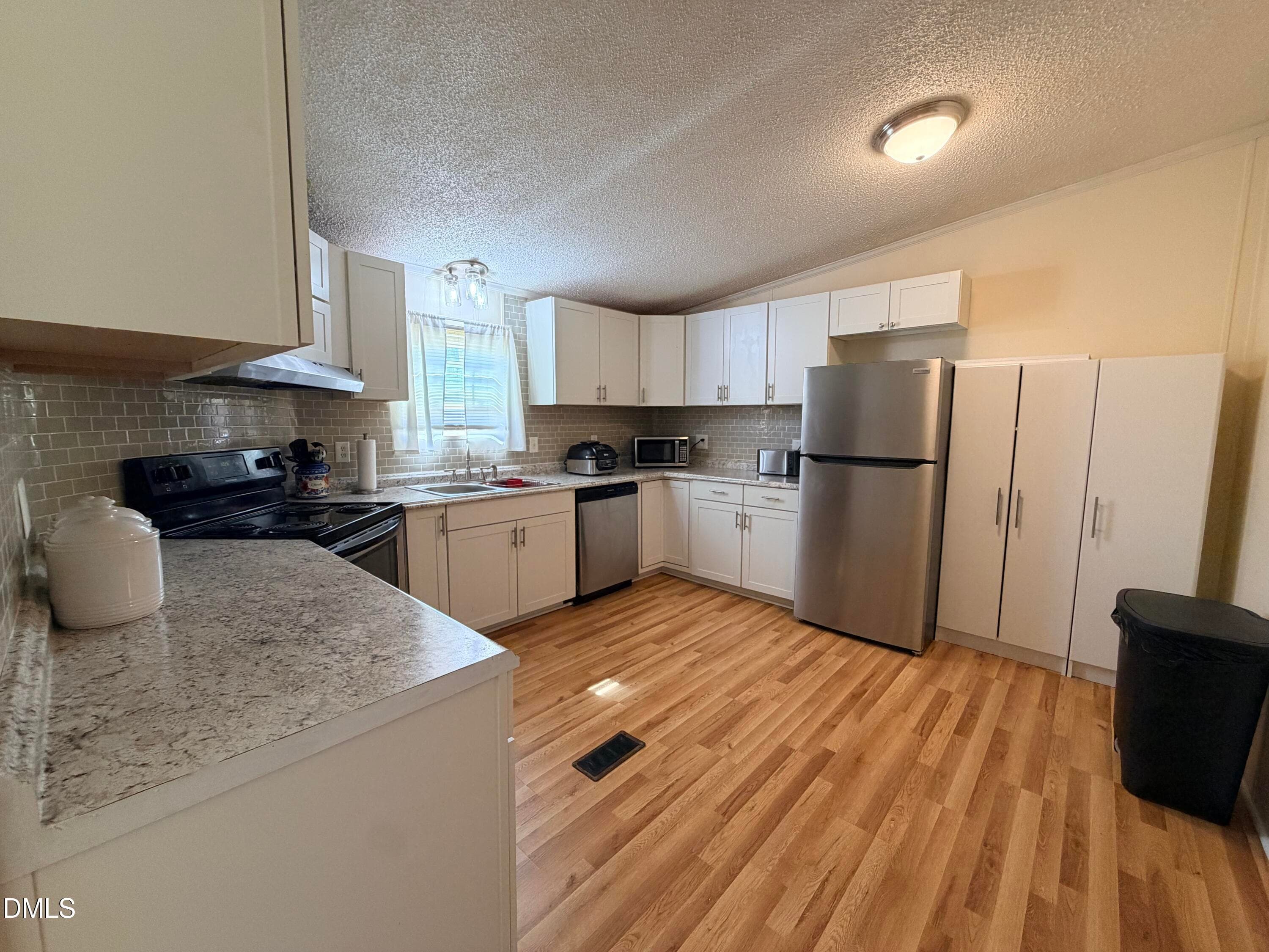 1387AcornKitch2 - 1387 Acorn Hill Road, Tarboro, NC 27886, Tarboro