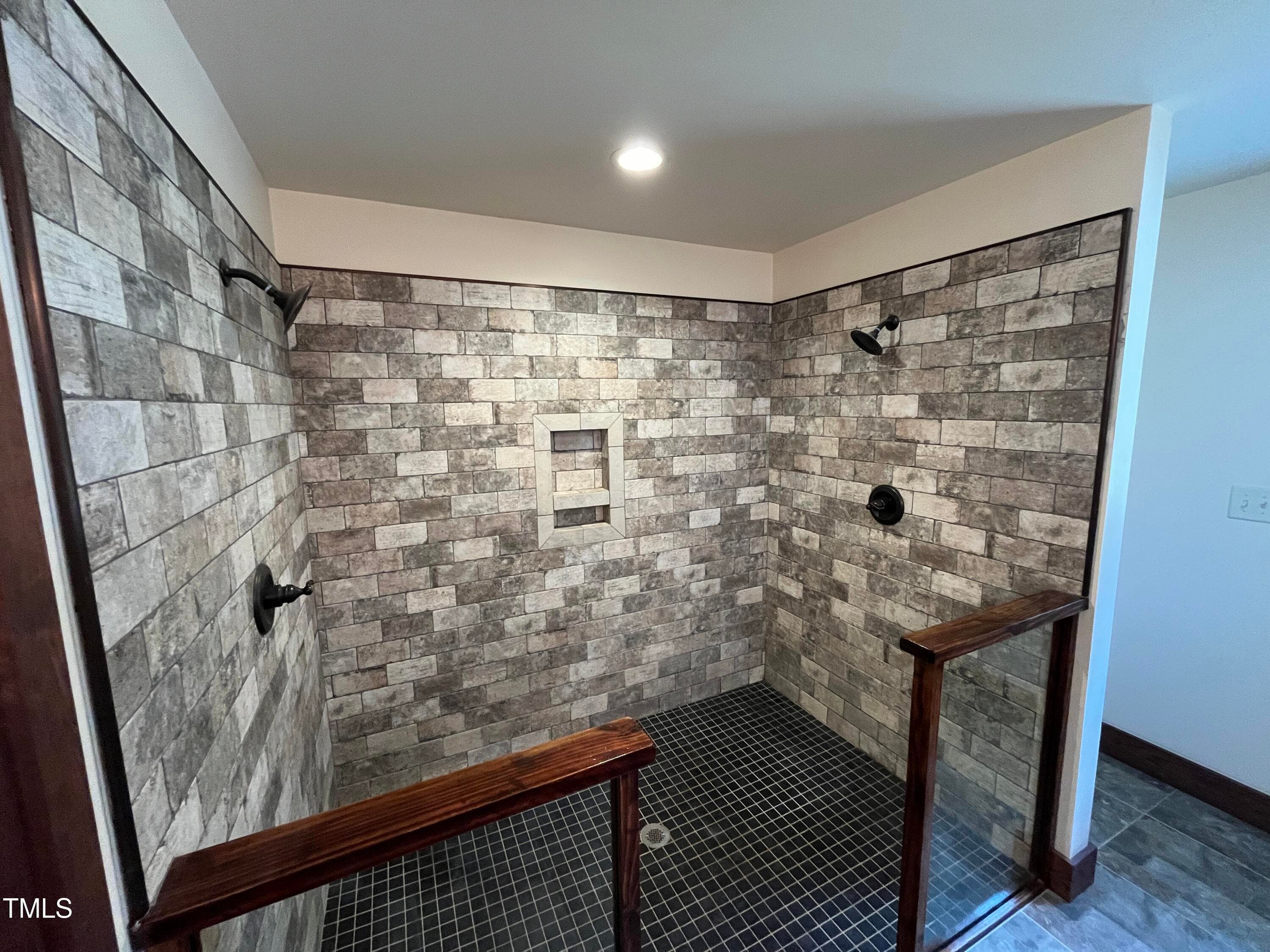 Primary Bath 2-2483 McNeill Hobbs Rd - 2483 Mcneill Hobbs Road, Bunnlevel, NC 28323