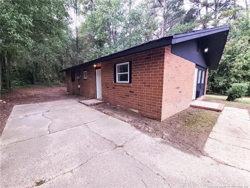 Photo 4 - 2331 Lake Avenue, Fayetteville, NC 28301, Fayetteville