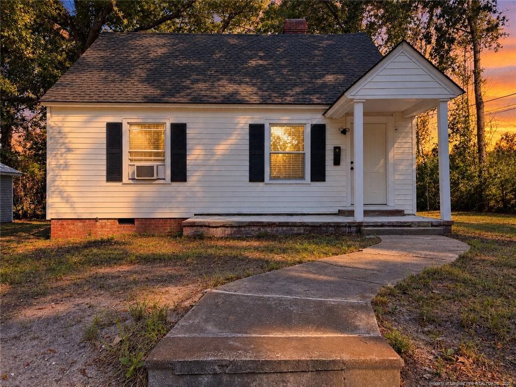 Photo 2 - 1049 Winslow Street, Fayetteville, NC 28306, Fayetteville