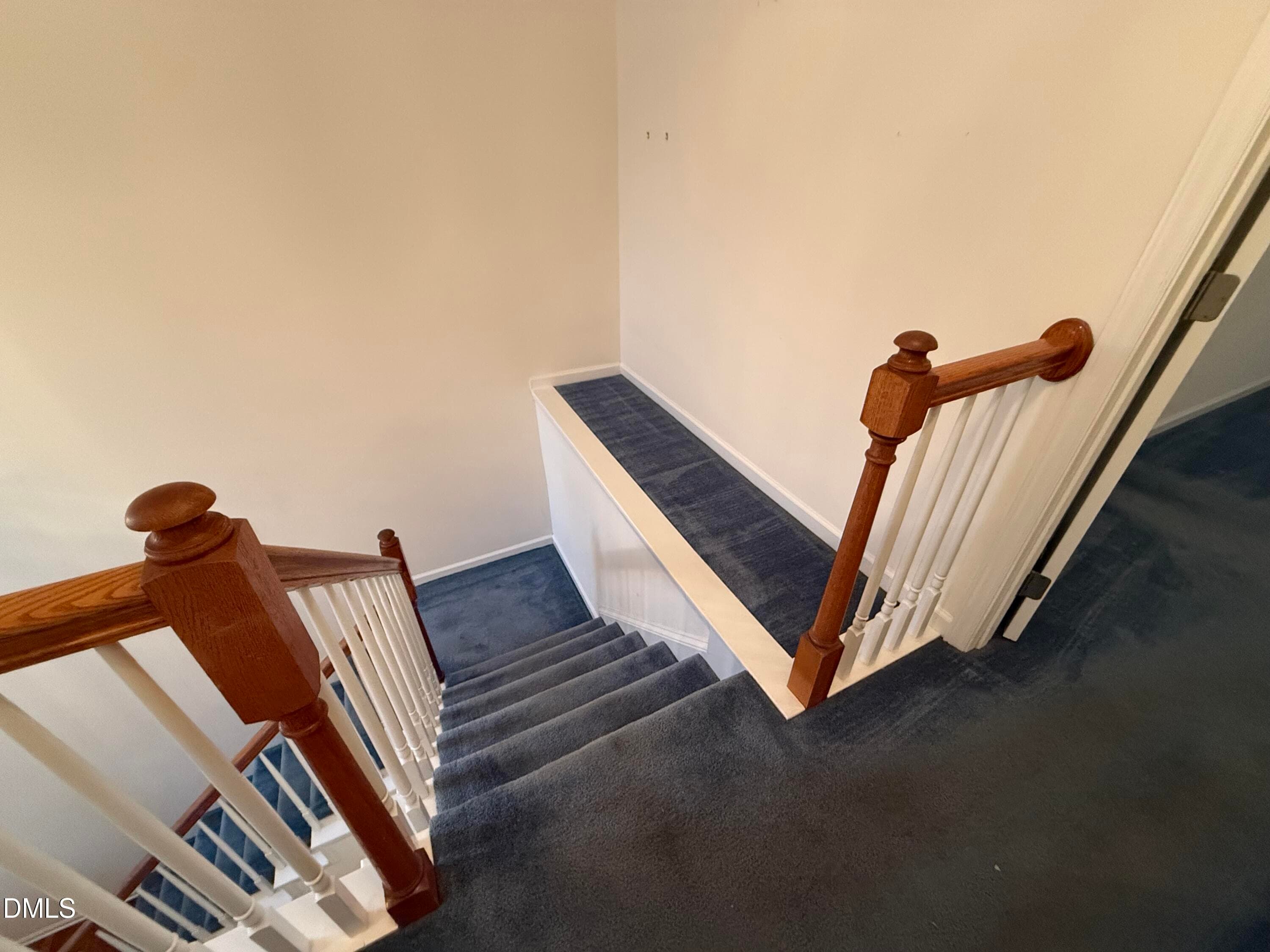 Ledge - 8200 Hempshire Place, Raleigh, NC 27613