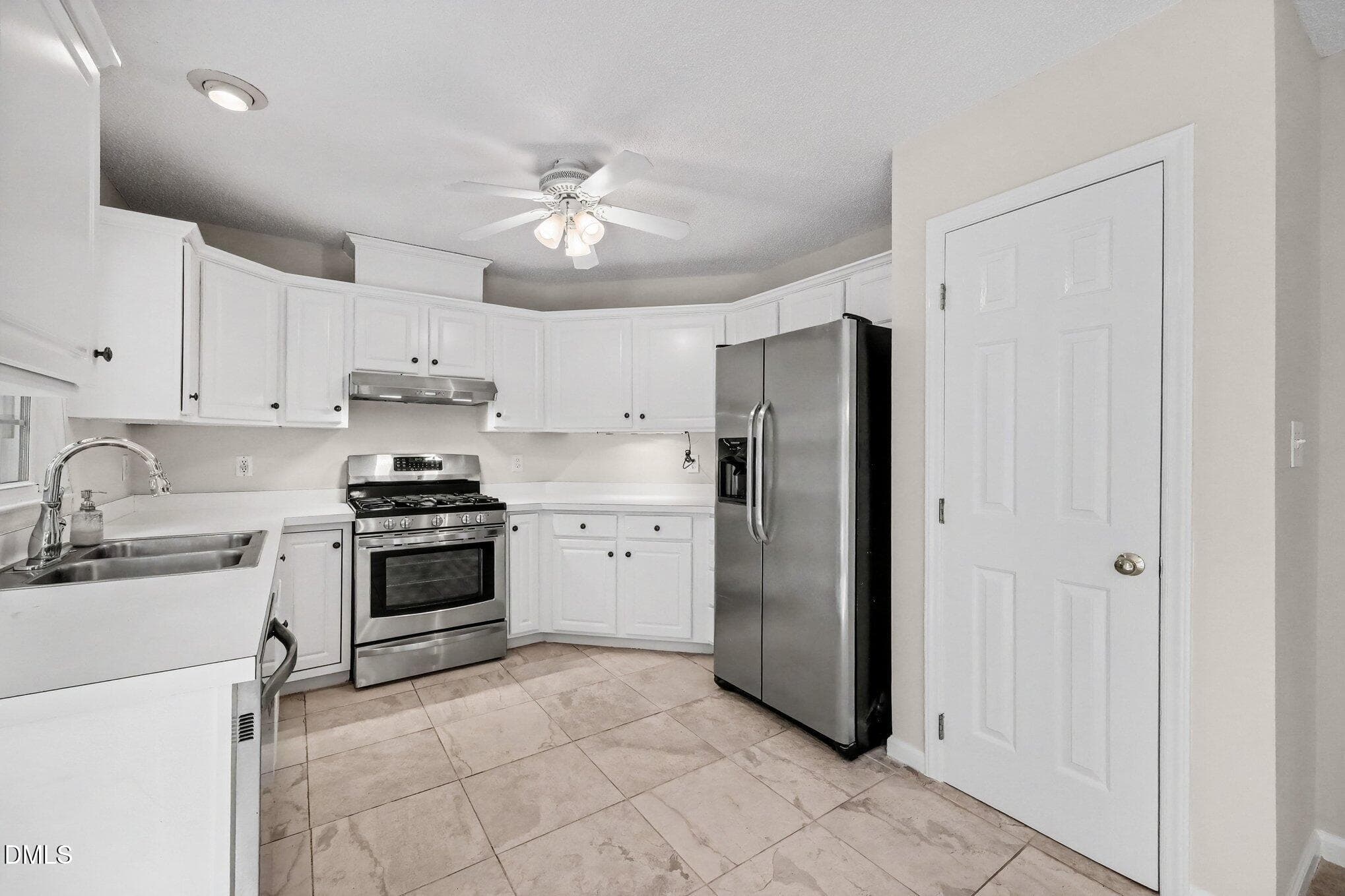 Kitchen - 2113 Havering Place, Raleigh, NC 27604