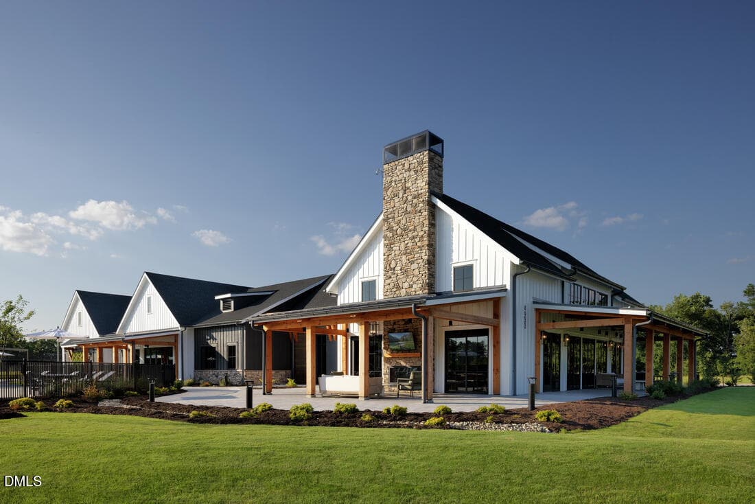 - Regency at Olde Towne_Back Exterior 2 - 2416 Broomhall Lane 209, Raleigh, NC 27610