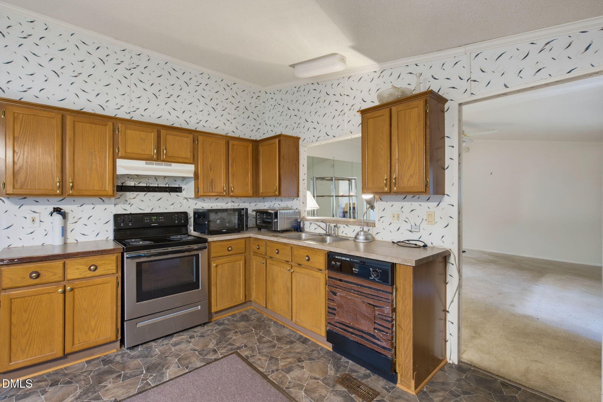 12-web-or-mls-155 Azalea Dr-12 - 155 Azalea Drive, Roxboro, NC 27573, Roxboro