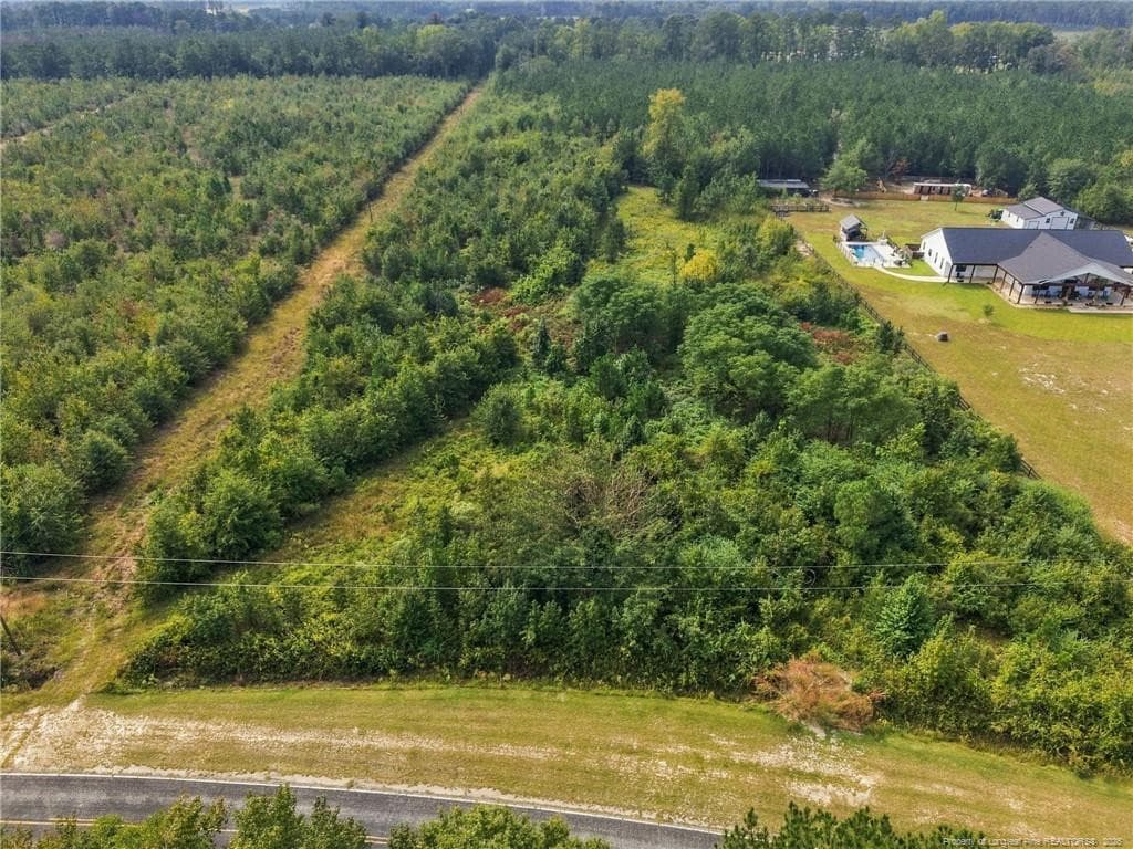 Green Street, Parkton, NC 28371