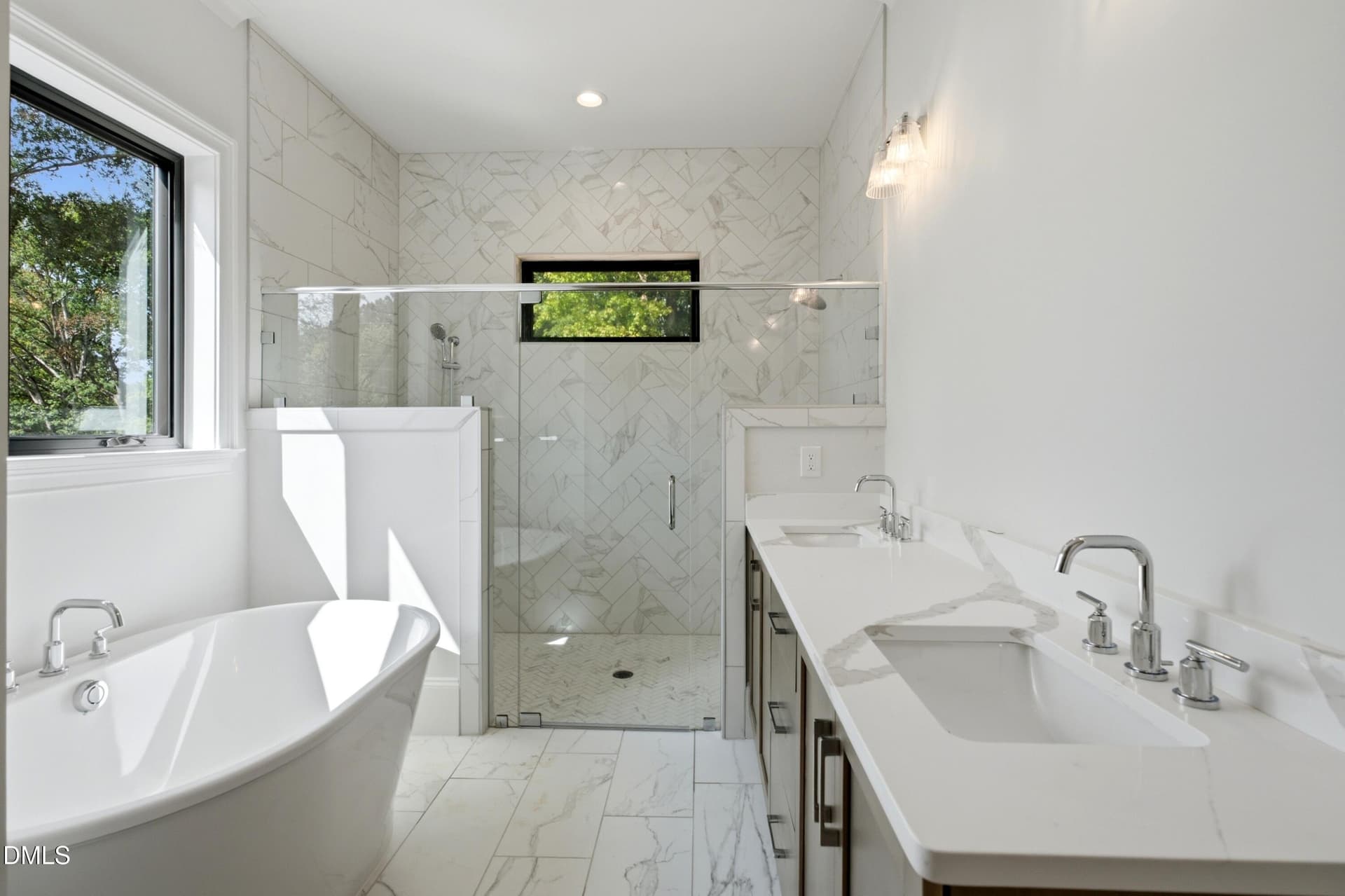 Primary Bathroom - 514 S Harrison Avenue, Cary, NC 27511
