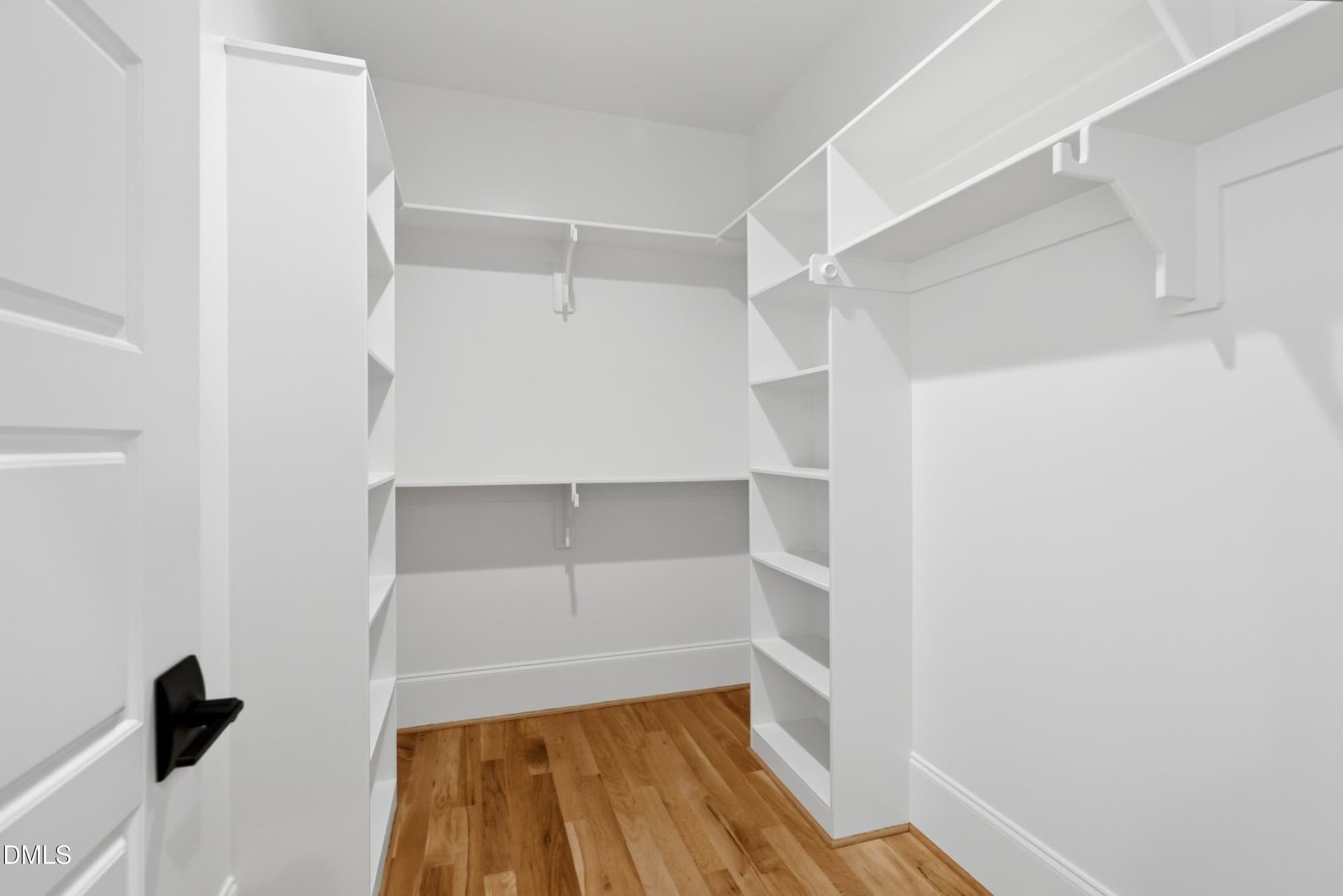 Walk-In Closets - 514 S Harrison Avenue, Cary, NC 27511
