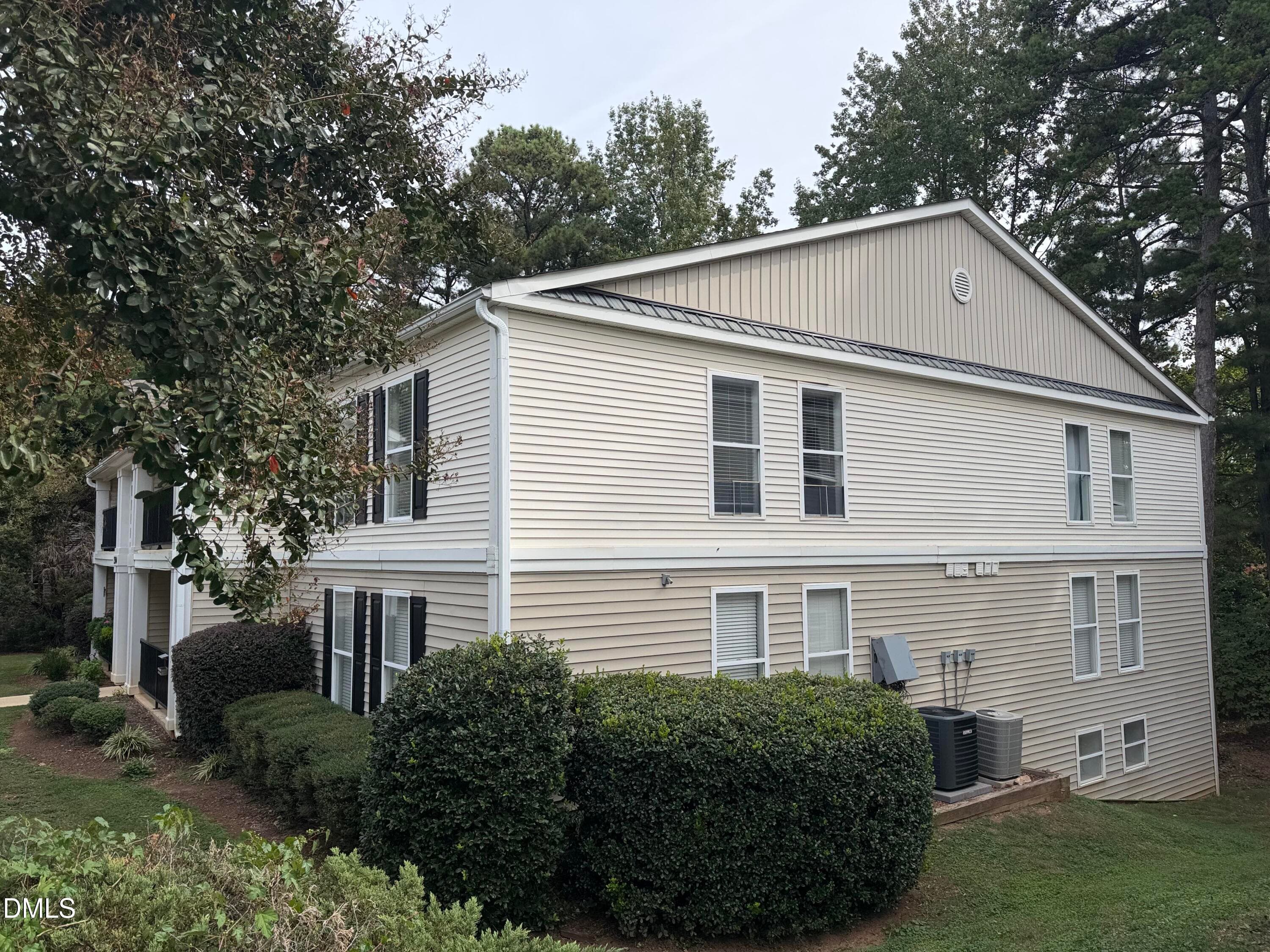 2304 Myron Drive 202, Raleigh, NC 27607