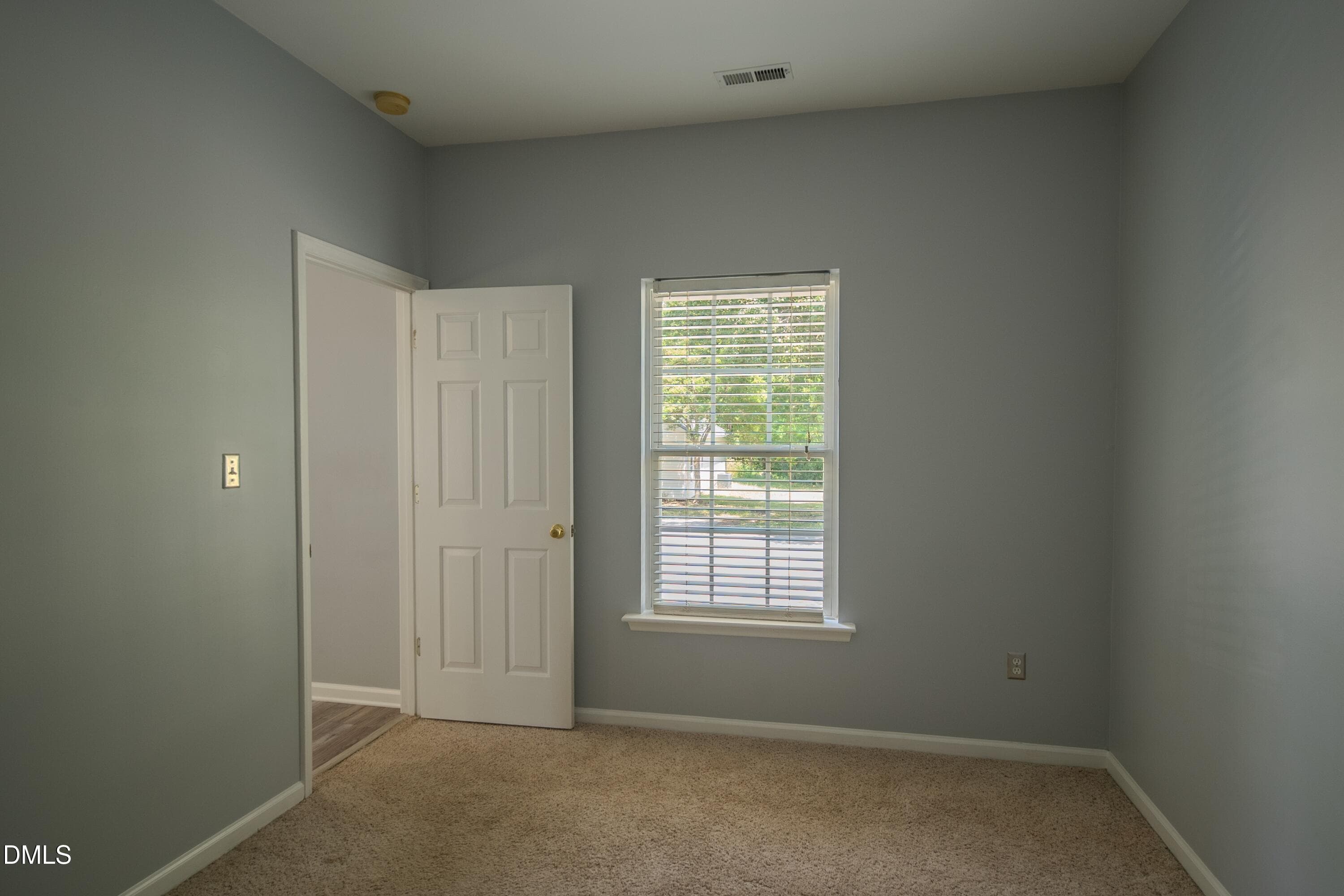 IMG_6010 - 1121 Kendall Drive, Durham, NC 27703