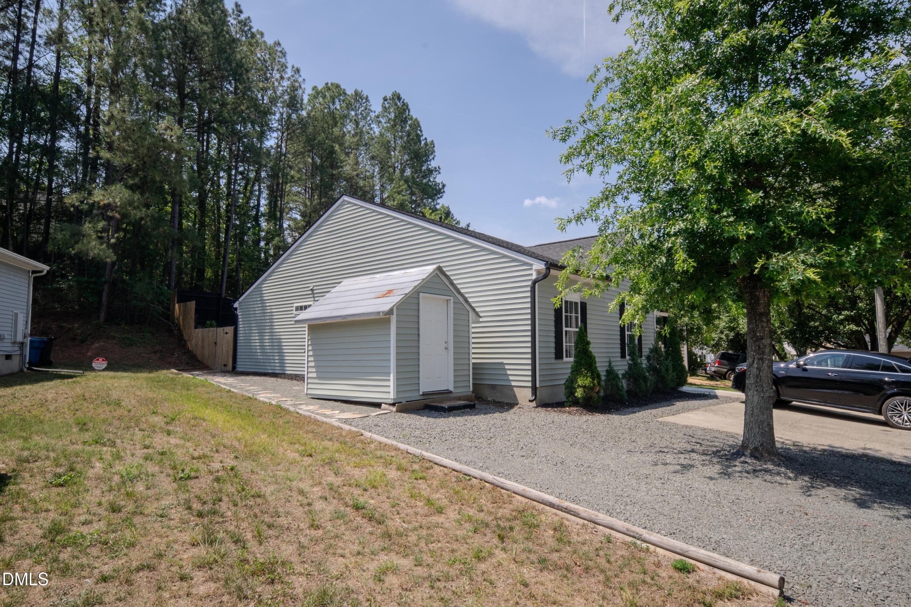 IMG_9502 - 1121 Kendall Drive, Durham, NC 27703